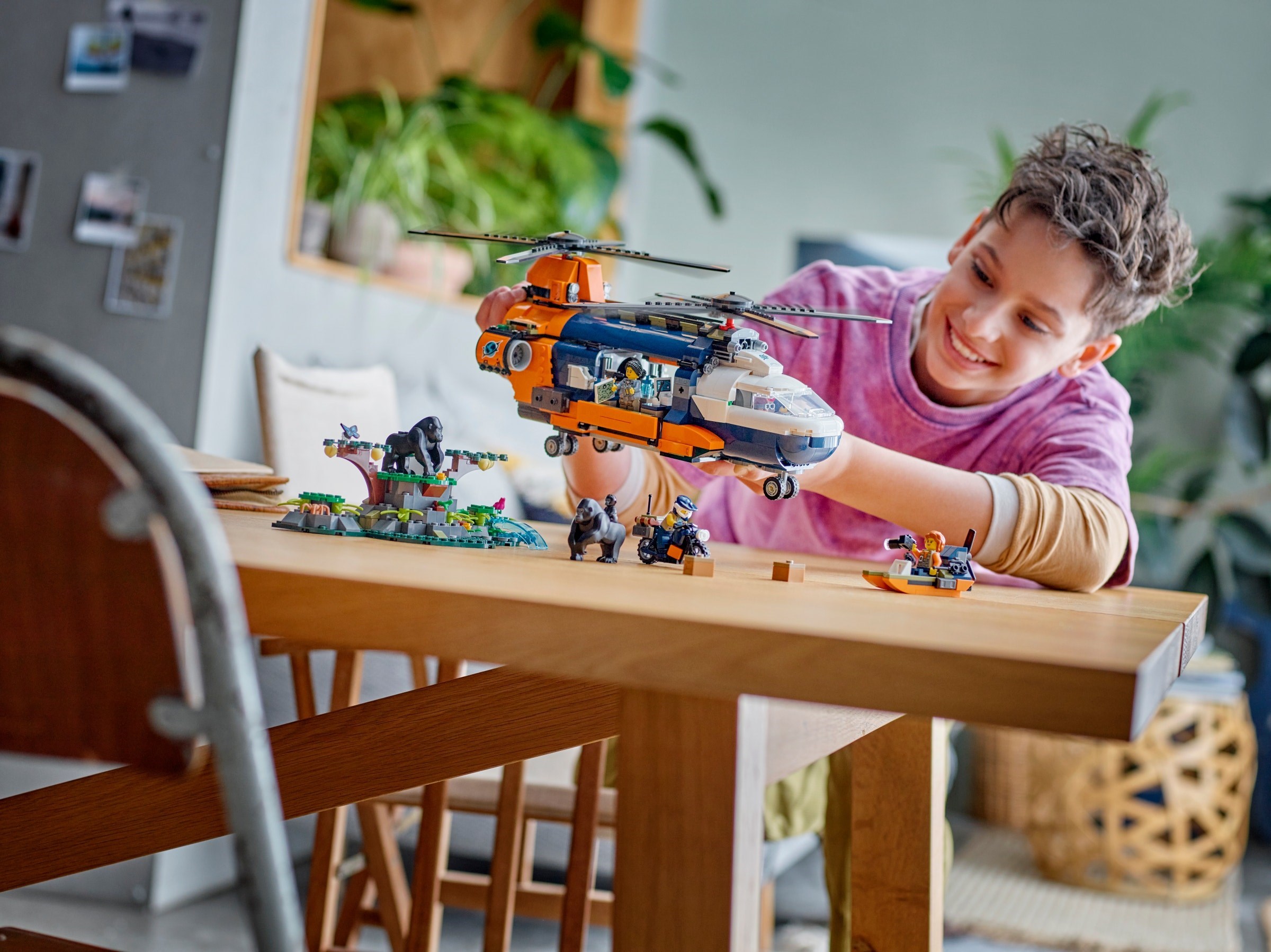 Конструктор LEGO City 60437 881 дет. - фото 8