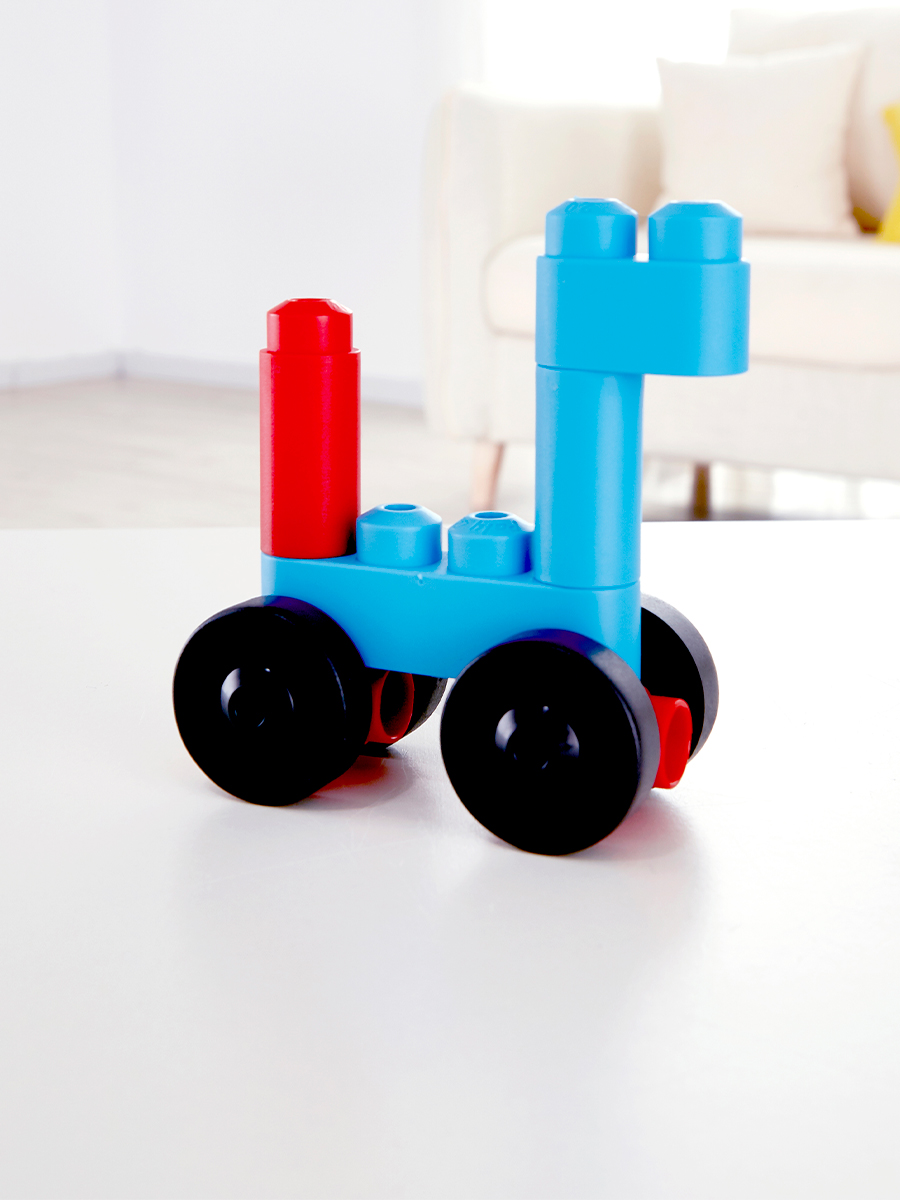 Конструктор Hape Автомобиль и существа из мини-блоков 6 дет. - фото 6