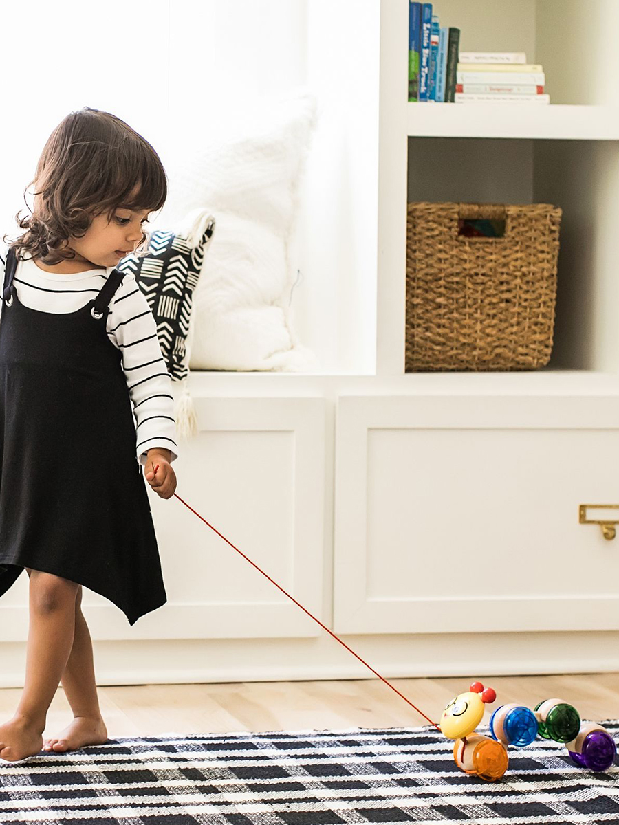 Игрушка Hape каталка Волшебная гусеница - фото 4