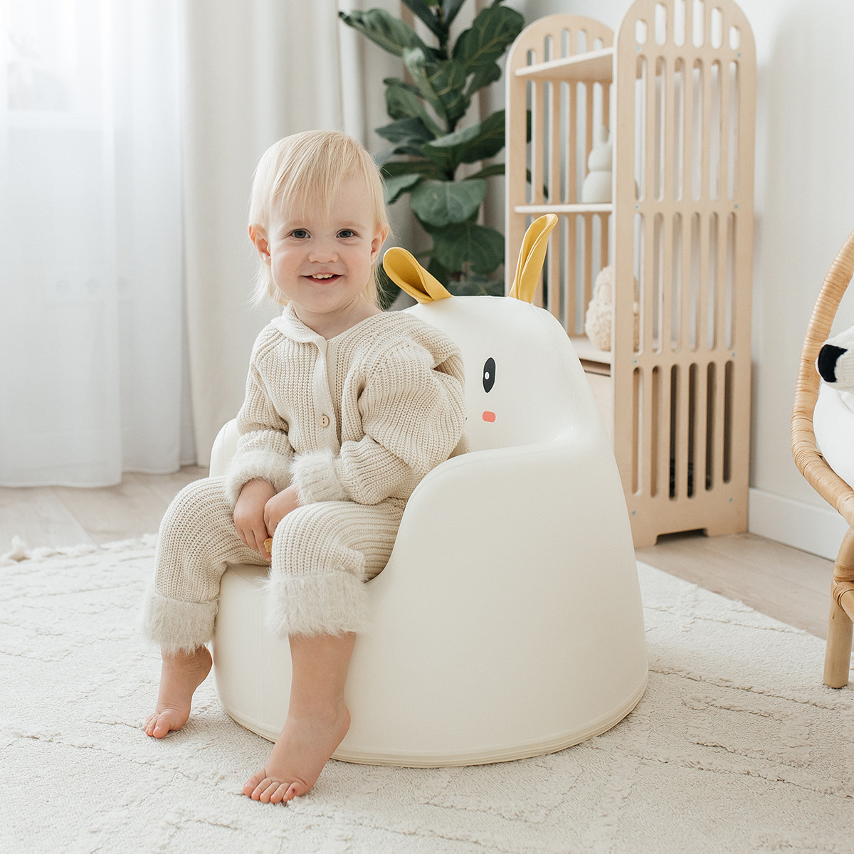 Кресло детское UNIX Kids Hare L white - фото 2