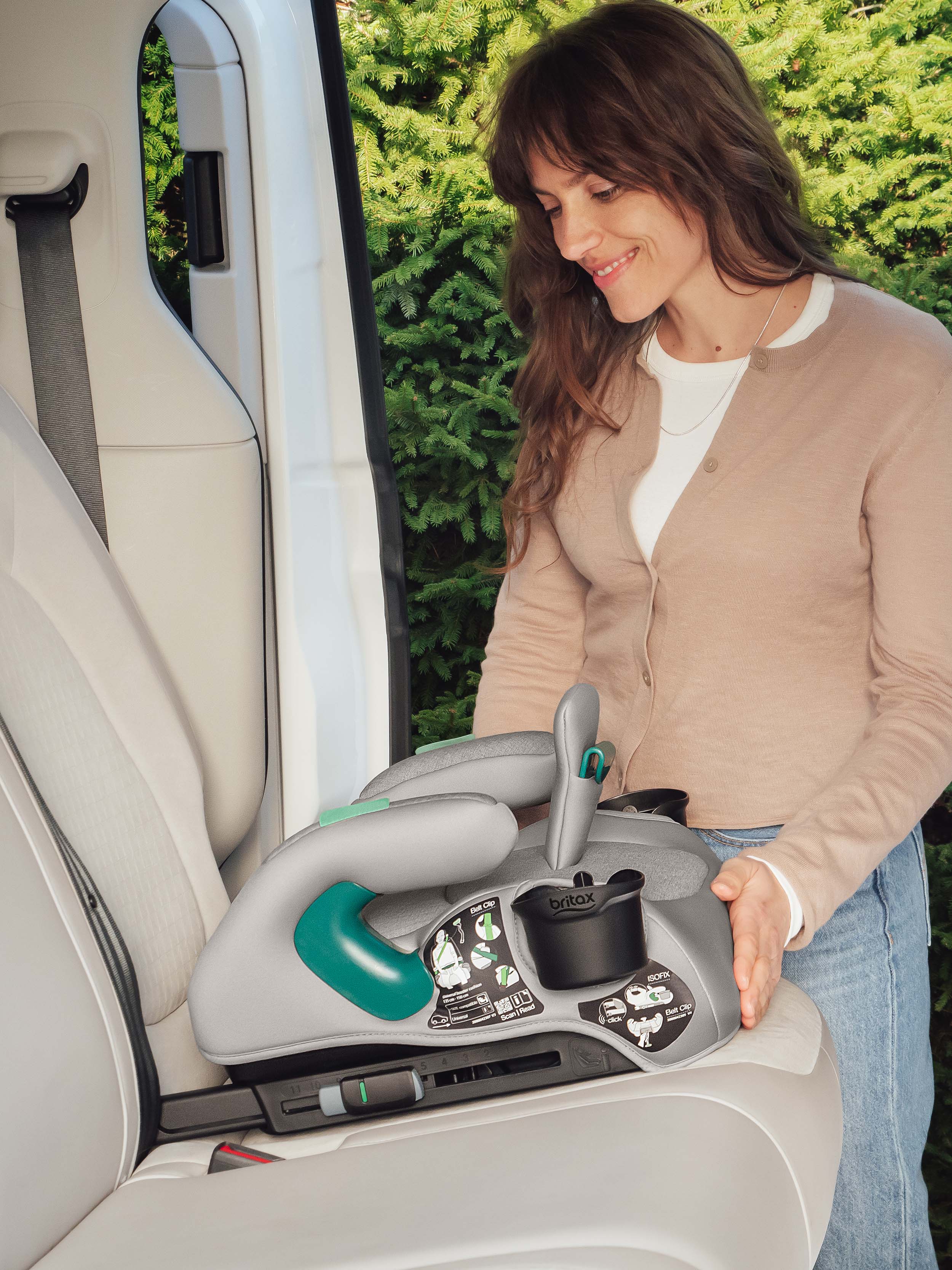 Автокресло Britax Roemer TRAVELFIX для детей 135-150 см Isofix 3 (22-36 кг) бежевый - фото 15