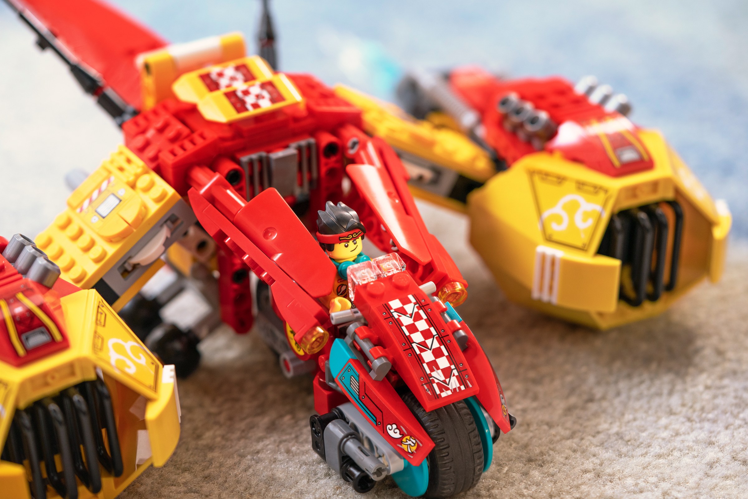 Конструктор LEGO Monkie kid 80008 529 дет. - фото 5