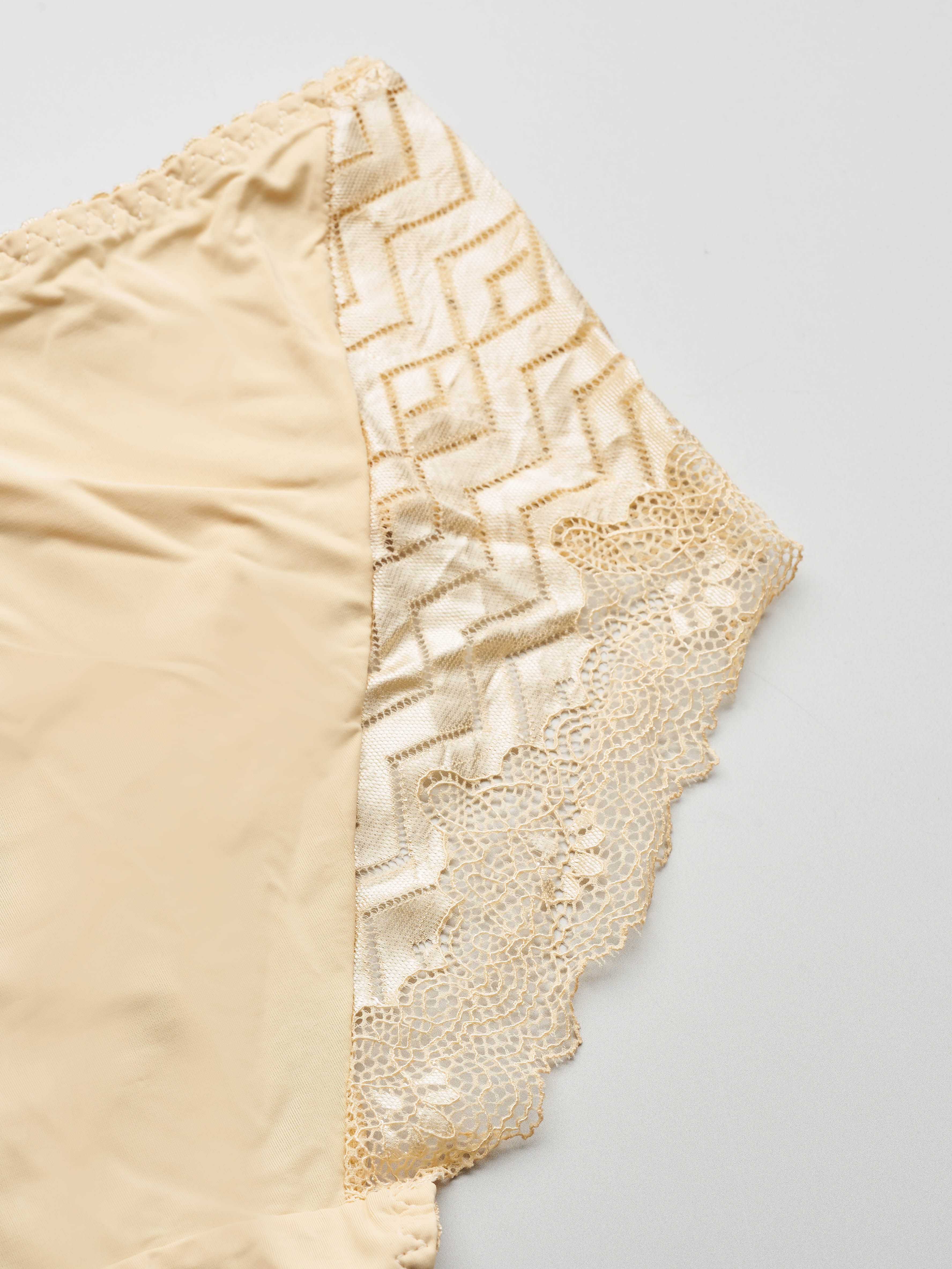 Трусы Настроение женщины T00012/БЕЖЕВЫЙ - фото 3