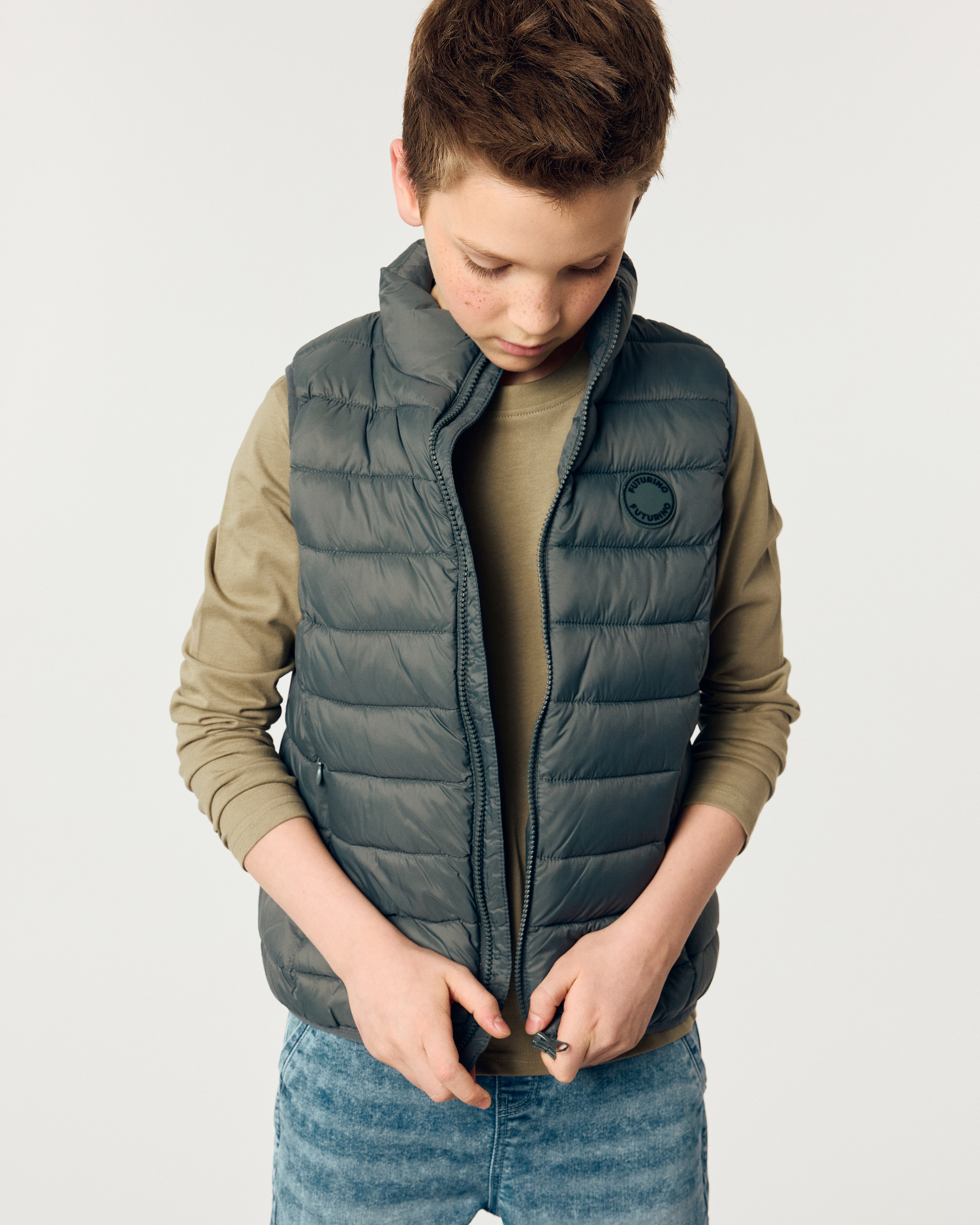 Жилет Futurino S26FU1-FR209tb-44 - фото 1