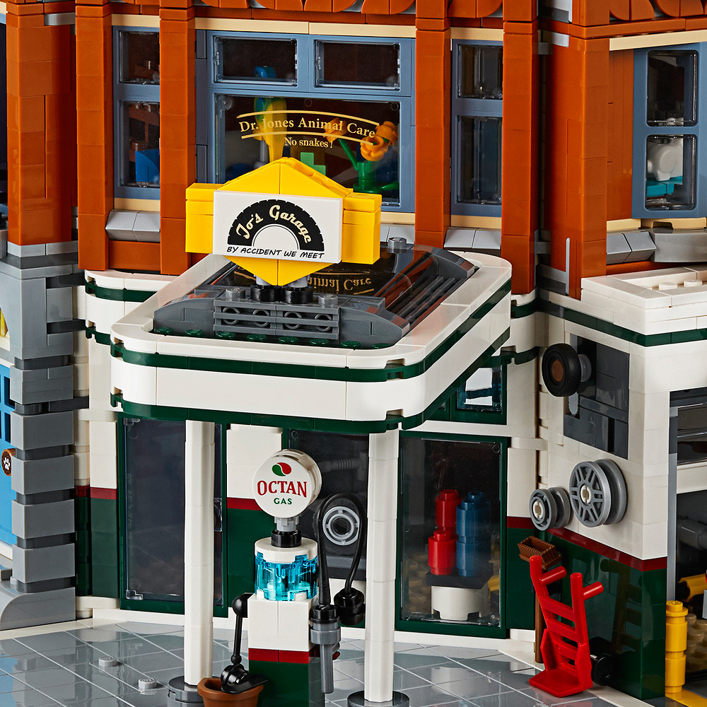 Конструктор LEGO Creator 2504 дет. - фото 1