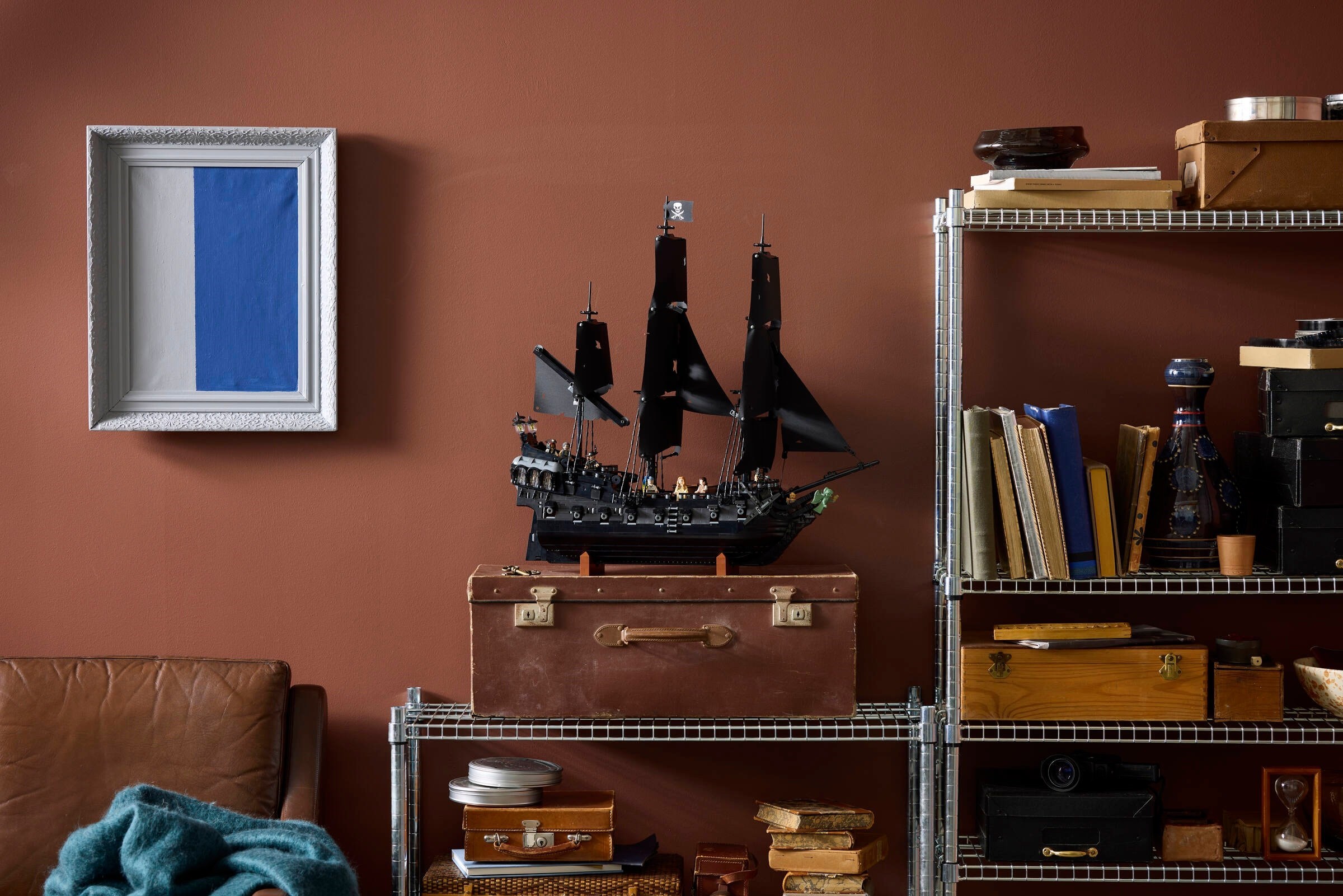 Конструктор LEGO Icons 10365 2862 дет. - фото 10