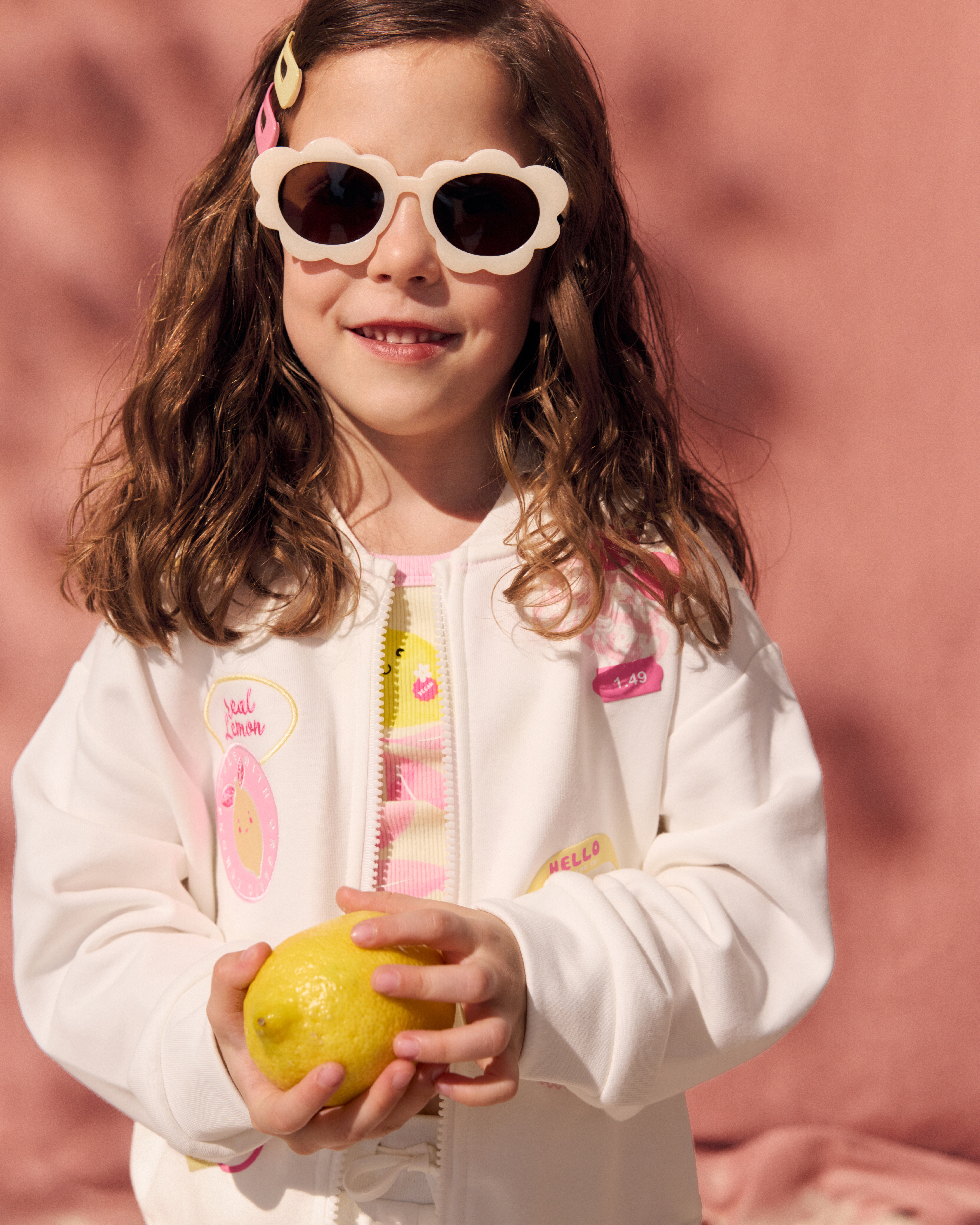 Изображение товара Толстовка Futurino Fashion Белая с принтом для девочки