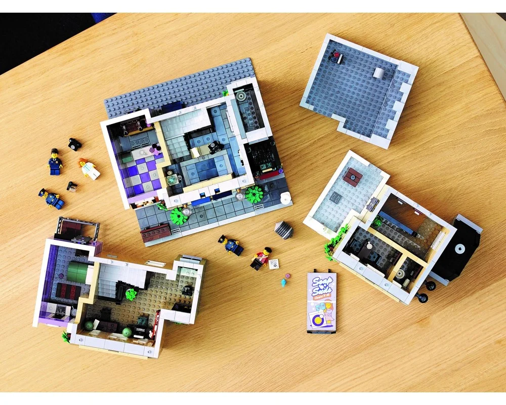 Конструктор LEGO Creator Expert 10278 2903 дет. - фото 33