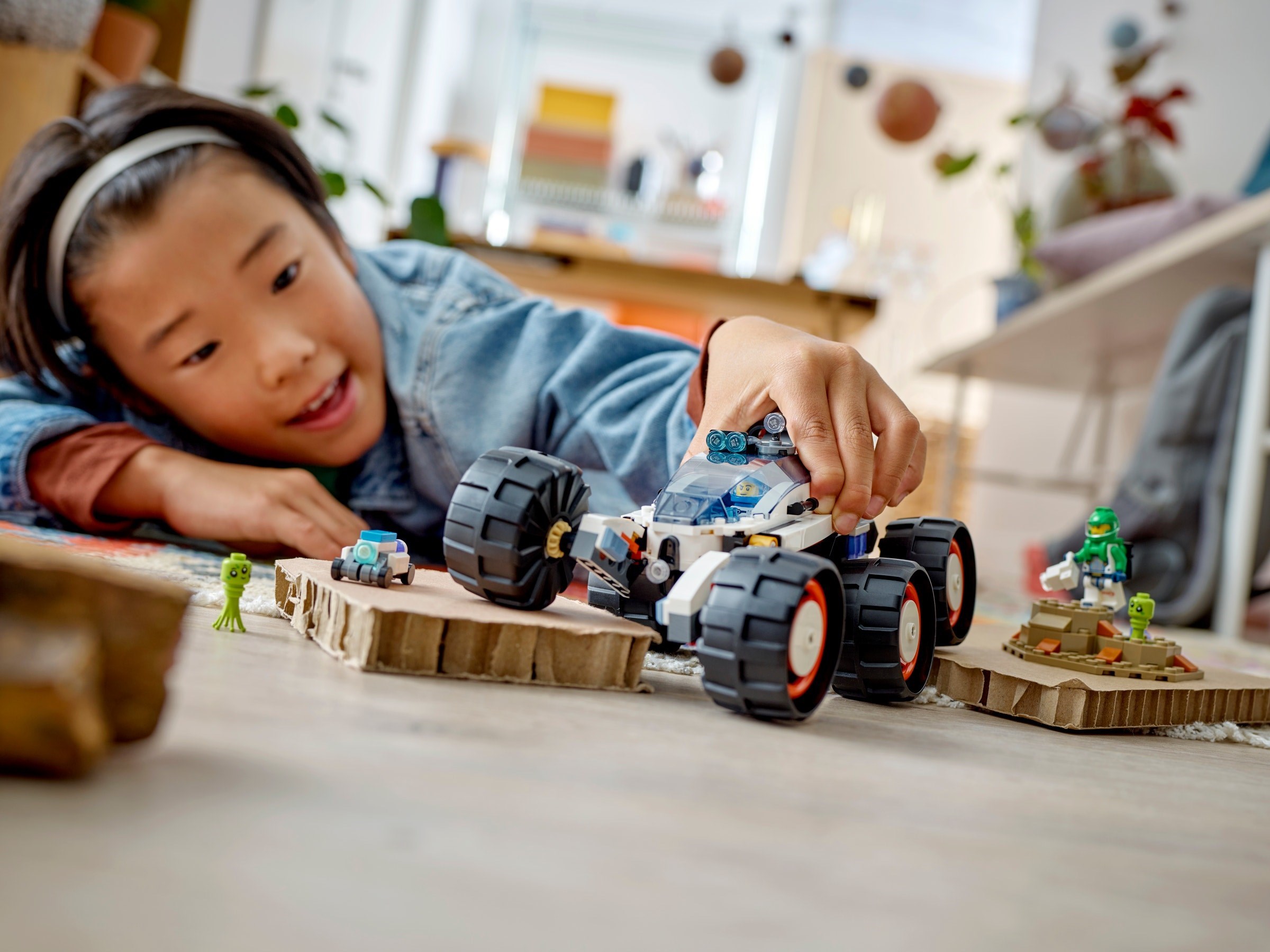 Конструктор LEGO City 60431 311 дет. - фото 6