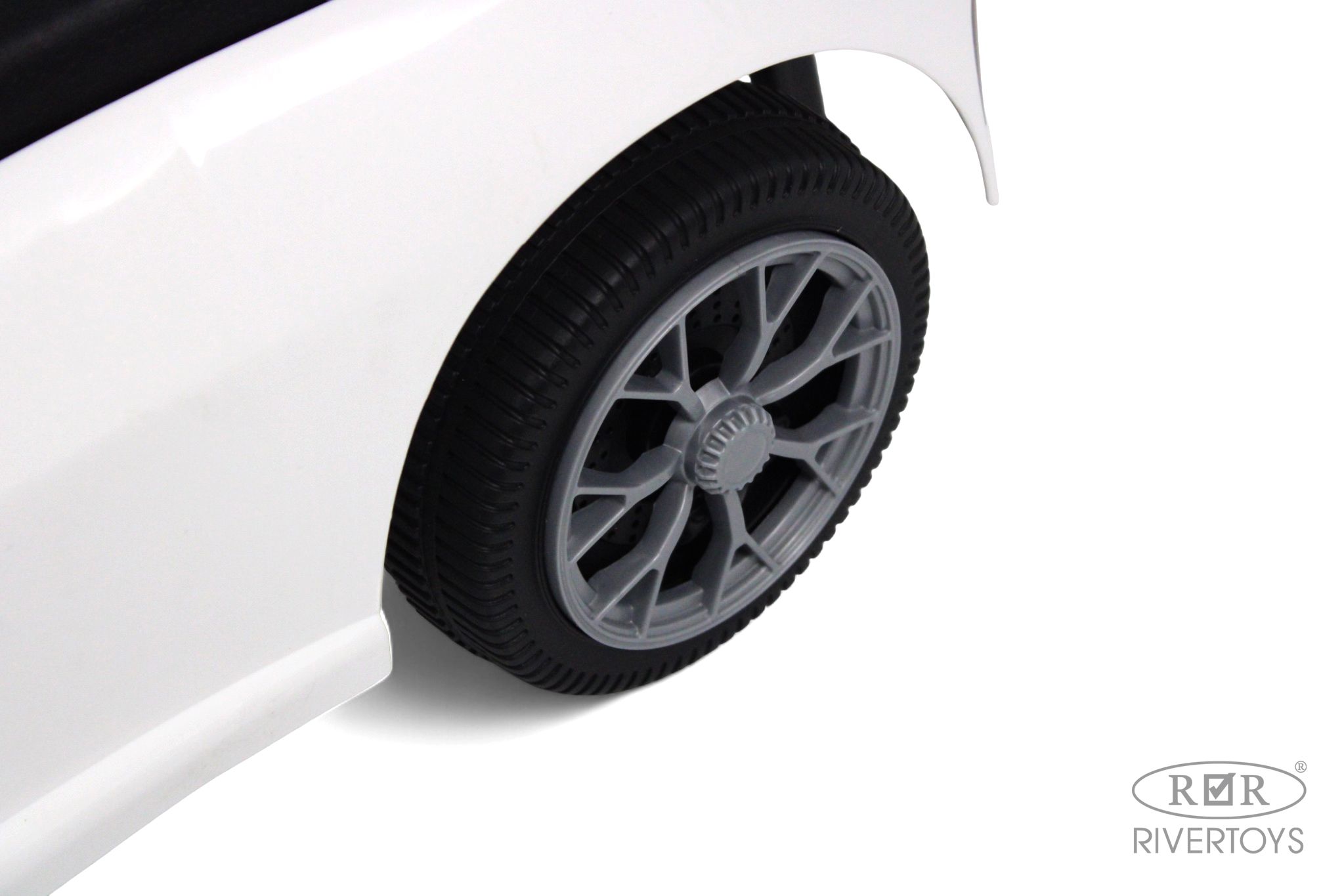 Каталка RIVERTOYS Z004ZZ-B-WHITE белый - фото 5