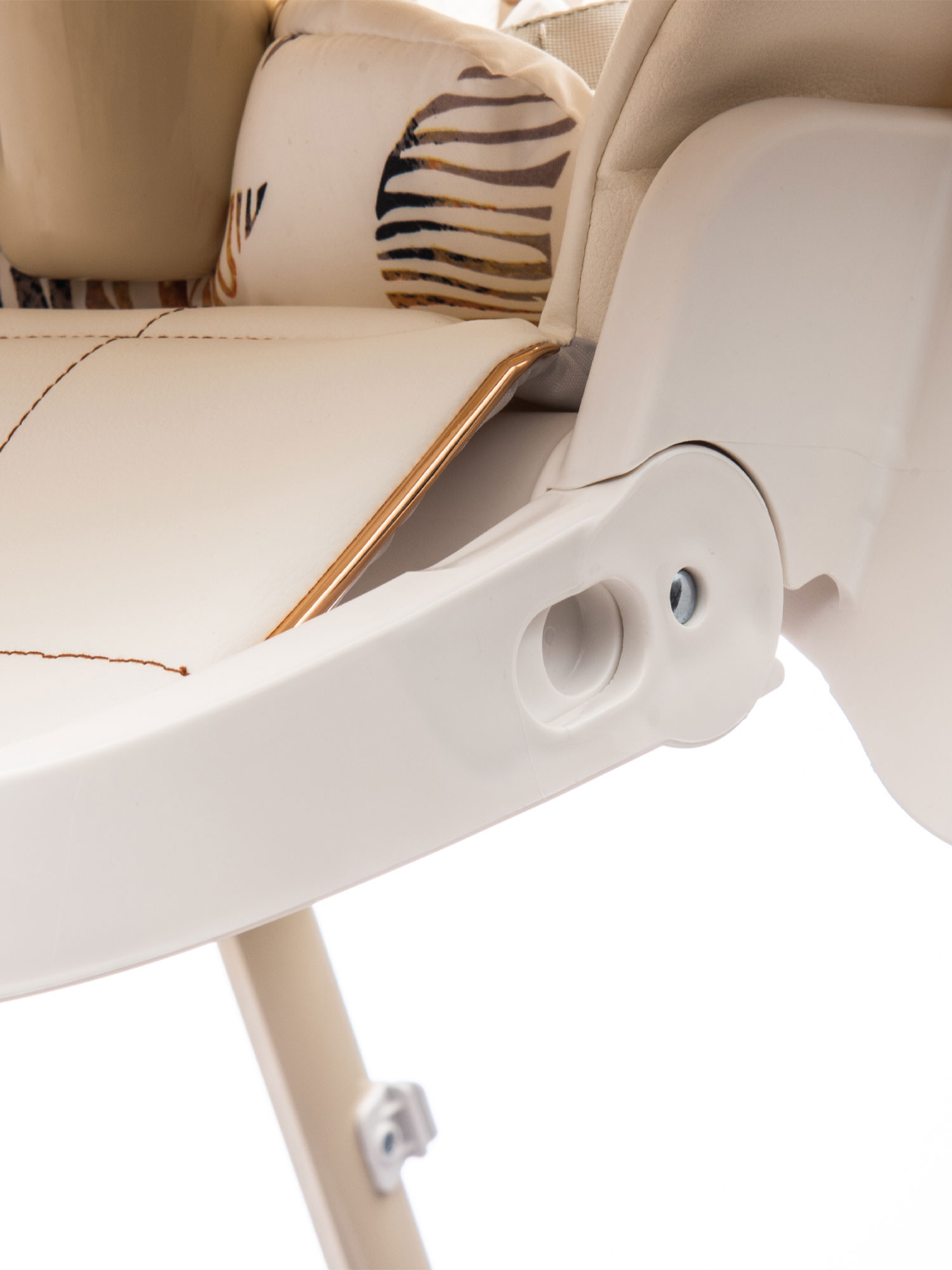 Стульчик для кормления TOMMY Chair-621 бежевый - фото 16