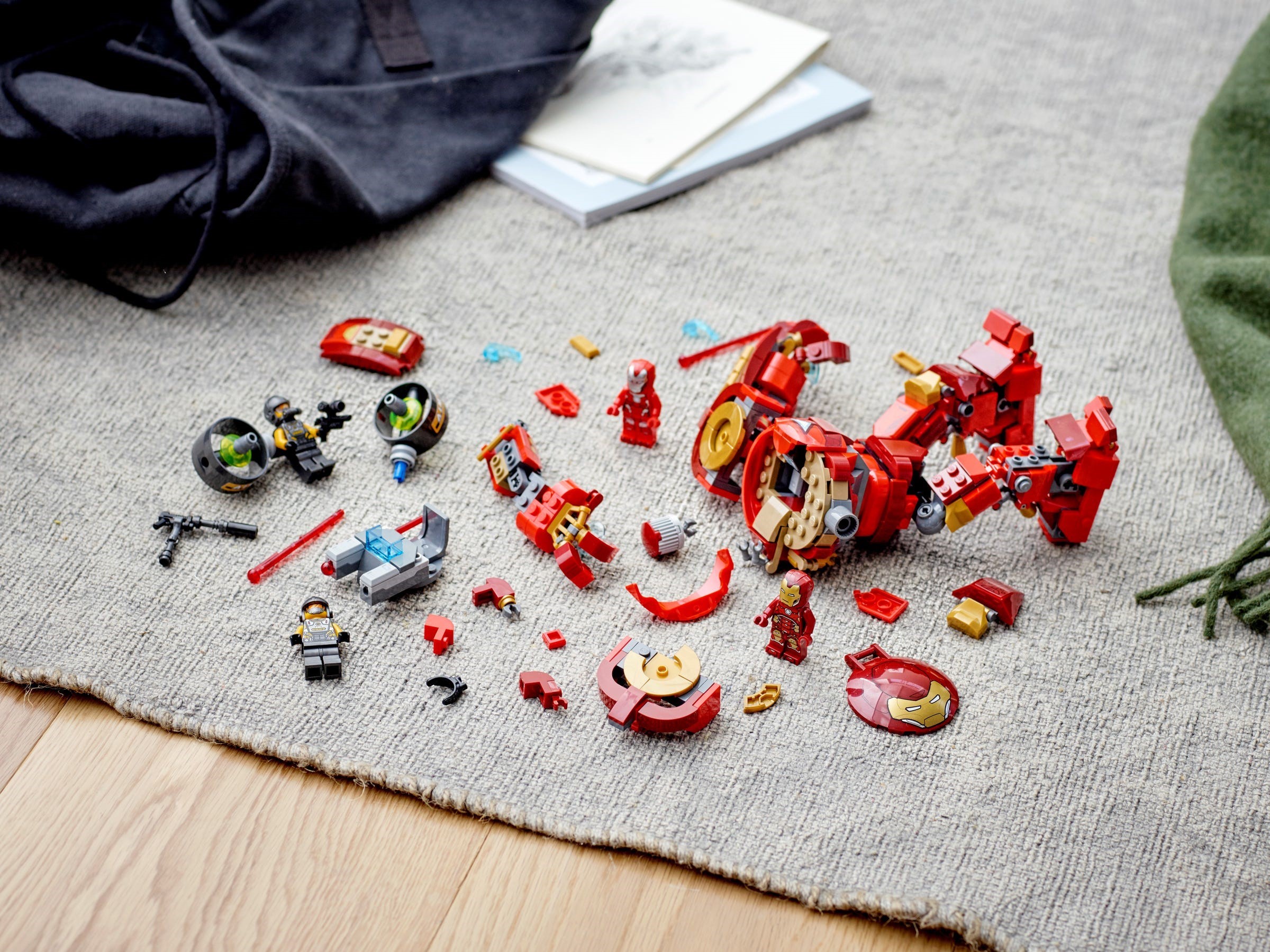 Конструктор LEGO Marvel Super Heroes 76164 456 дет. - фото 10