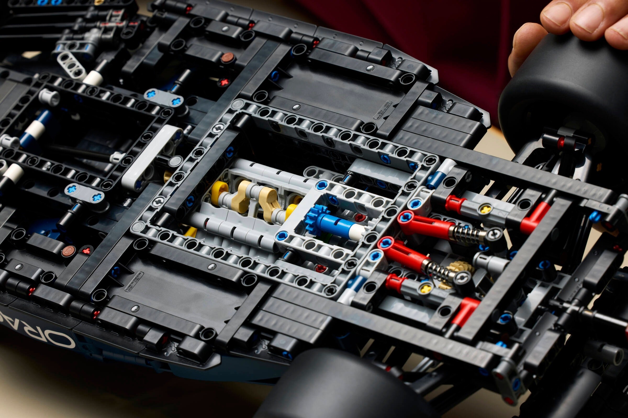 Конструктор LEGO Technic 42206 1639 дет. - фото 5