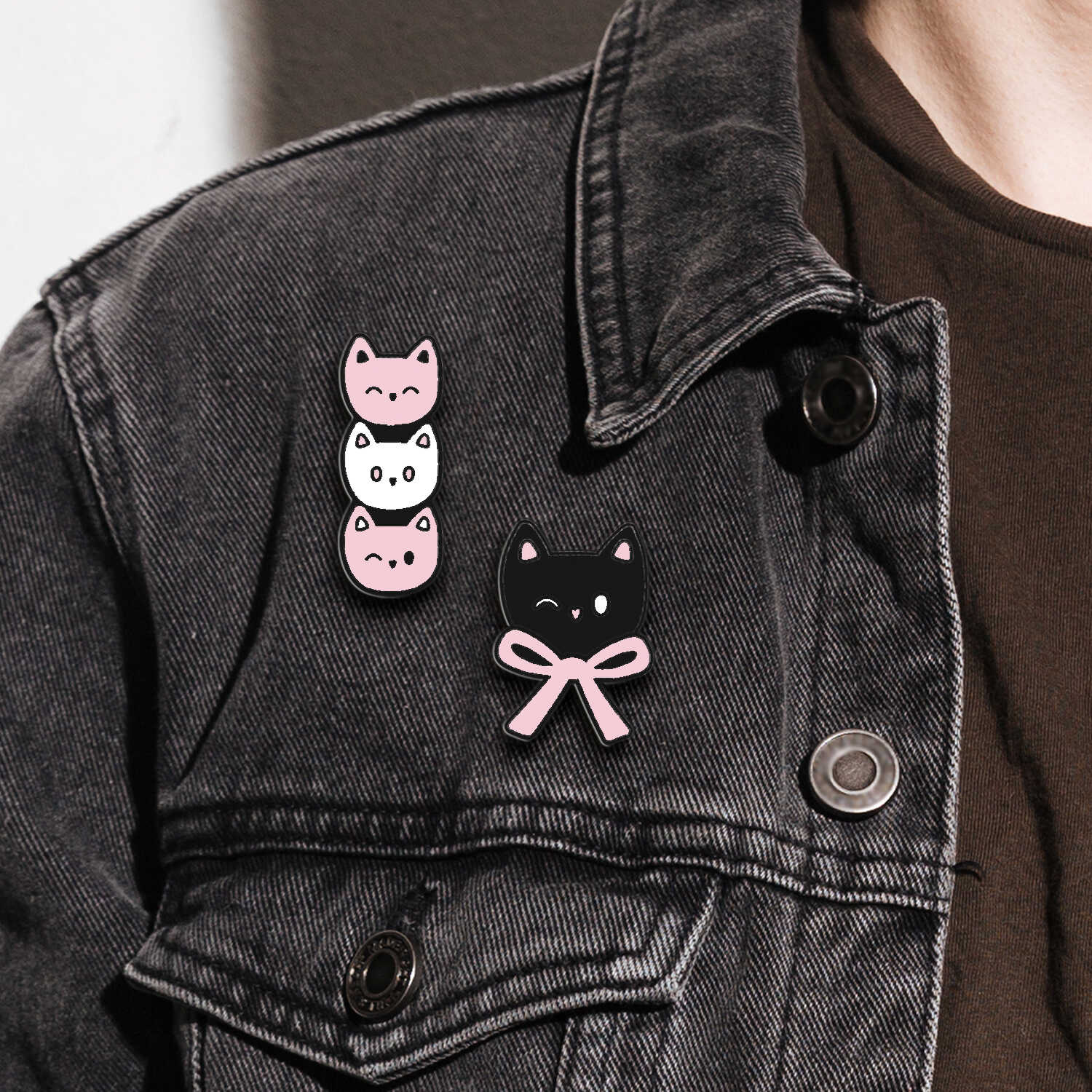 Значок Феникс + Розовые коты 2 шт. - фото 2