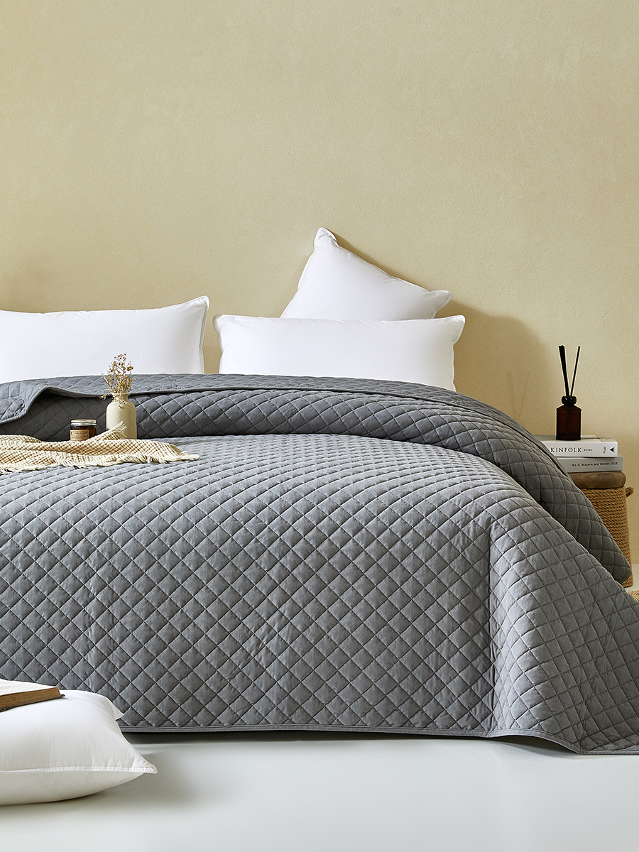 Покрывало Theodora вельвет серый 180 x 220 см - фото 3