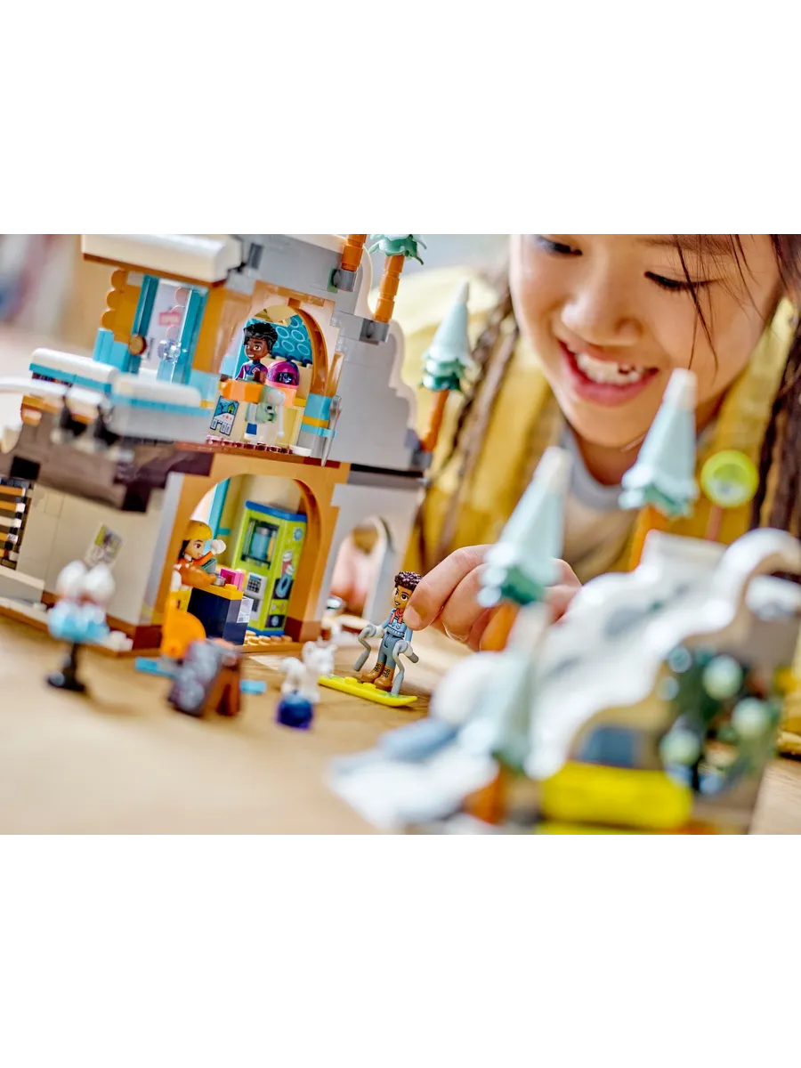 Конструктор LEGO Friends 980 дет. - фото 4