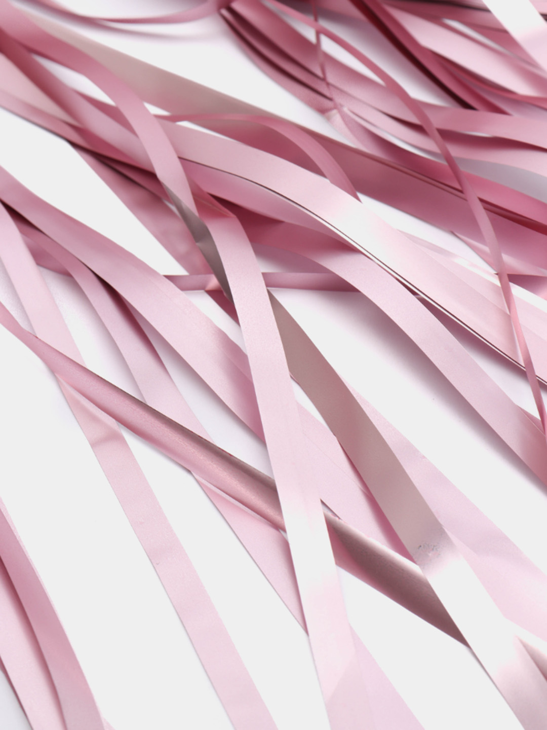 Дождик для фотозоны ZHIYU MENG матовый розовый 2х1м 4 штуки - фото 4