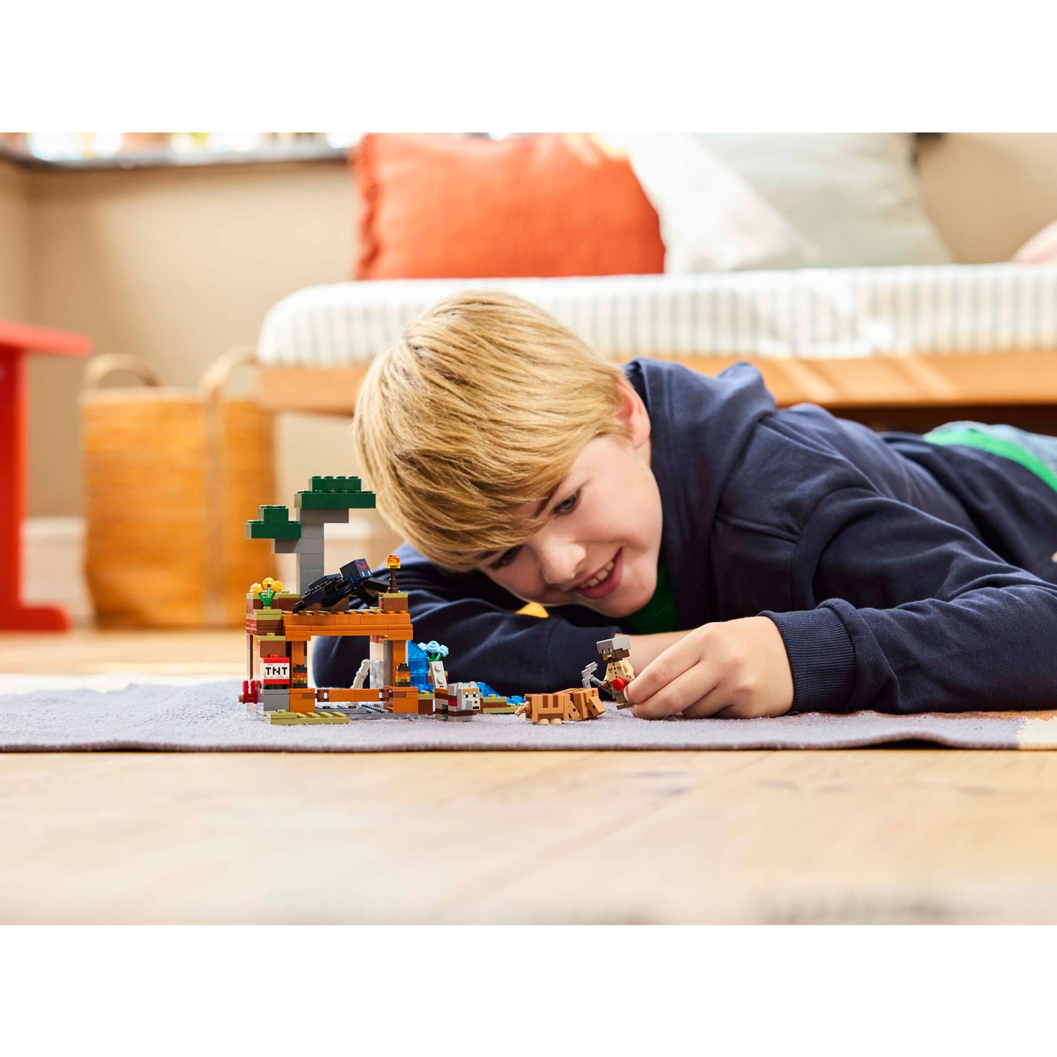 Конструктор LEGO Minecraft Экспедиция рудник Броненосец 247 дет. - фото 4