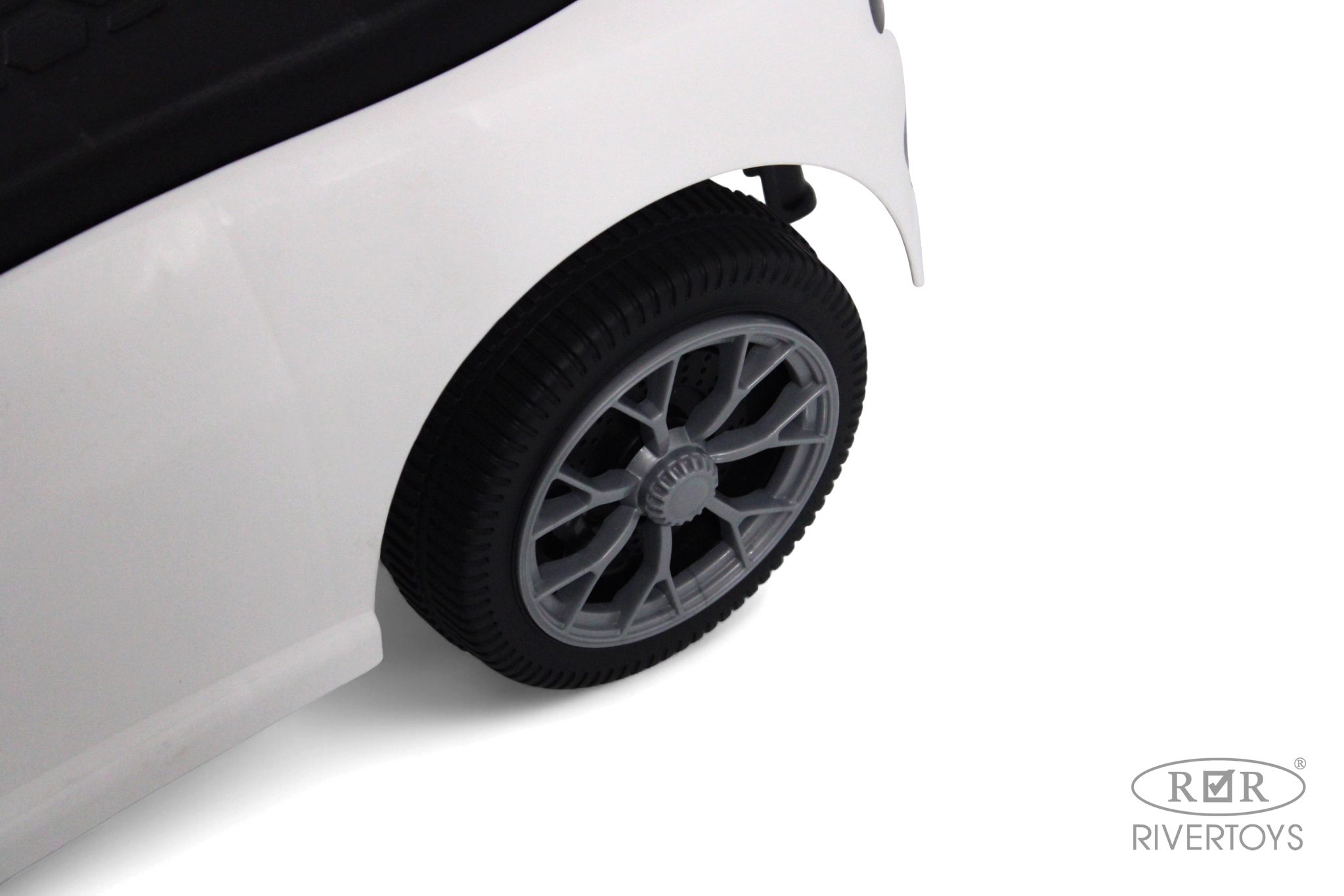 Каталка RIVERTOYS Z004ZZ-M-WHITE белый - фото 5