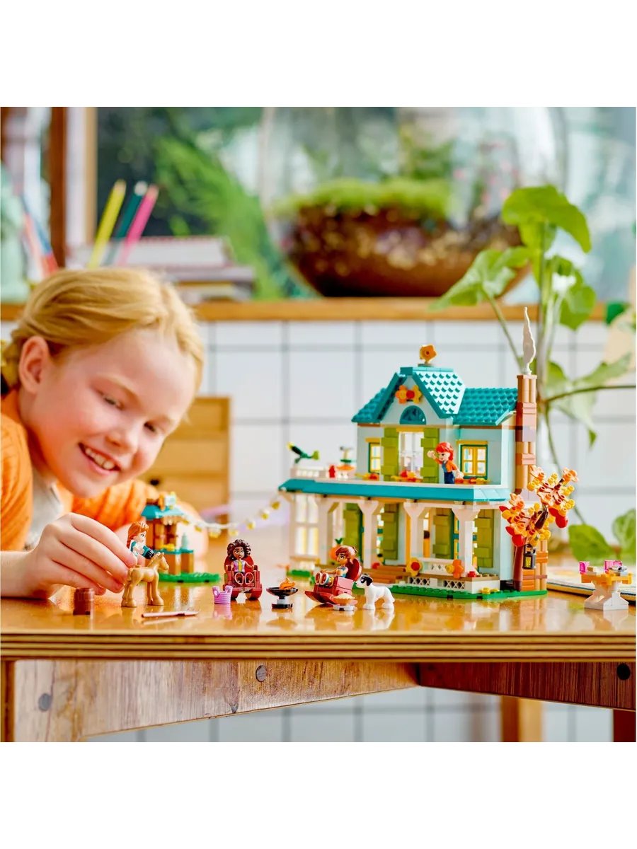 Конструктор LEGO Friends 853 дет. - фото 11