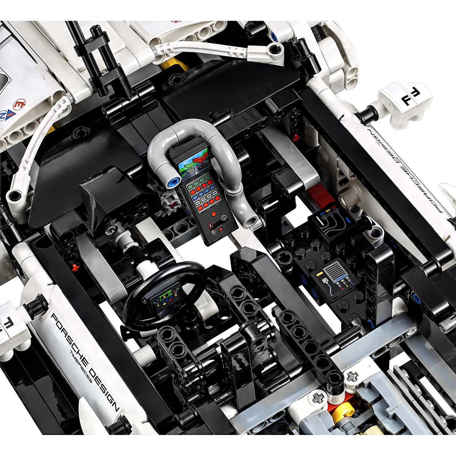 Конструктор LEGO Technic Porsche 911 RSR 1580 дет. - фото 14