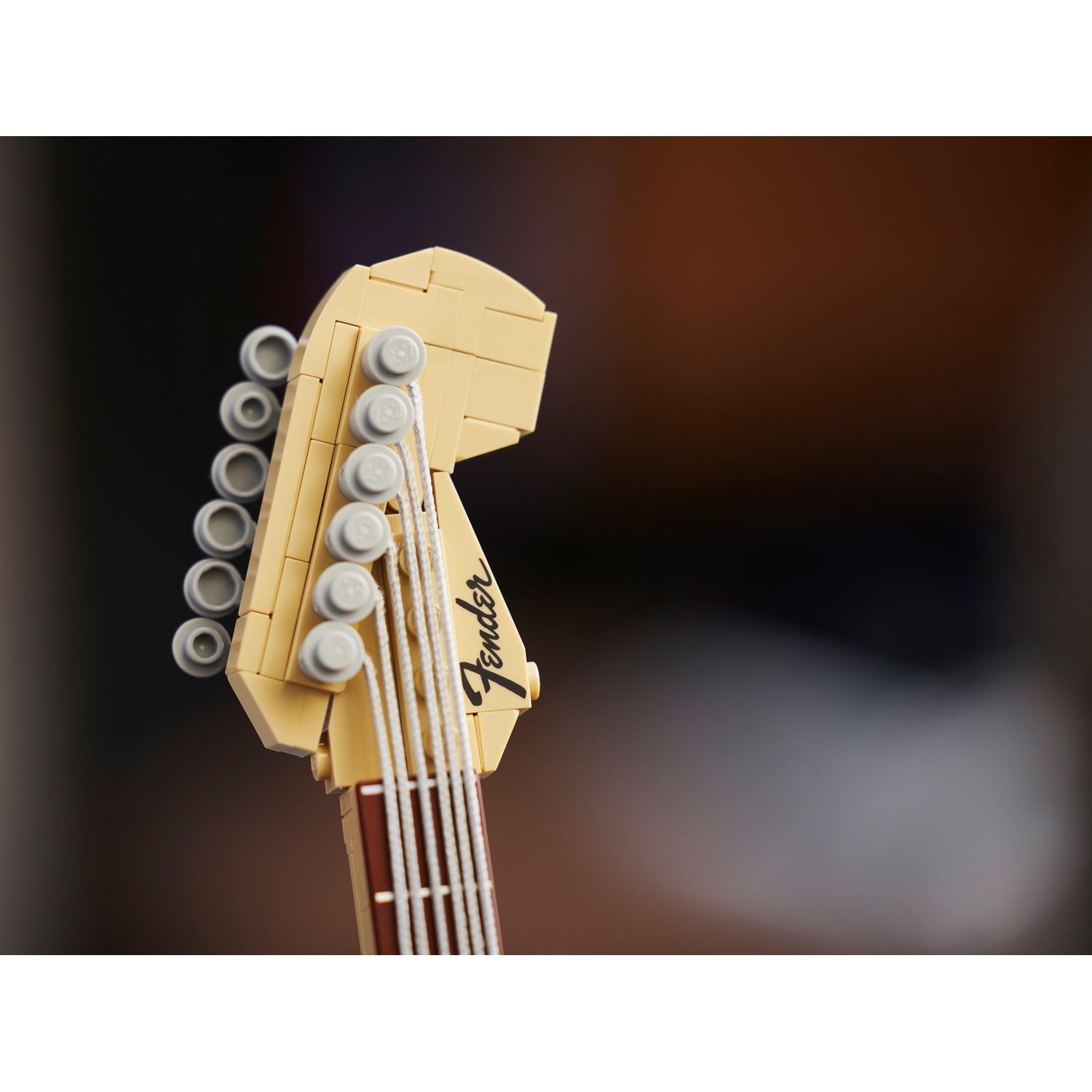 Конструктор LEGO Ideas Гитара Fender Stratocaster блочный - фото 13