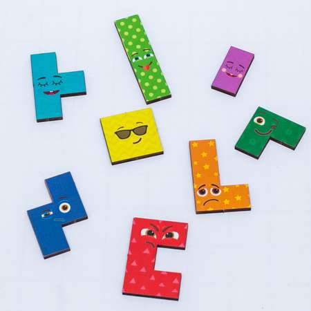 Игра логическая WOODLANDTOYS Тетрис большой Смайлики 065110