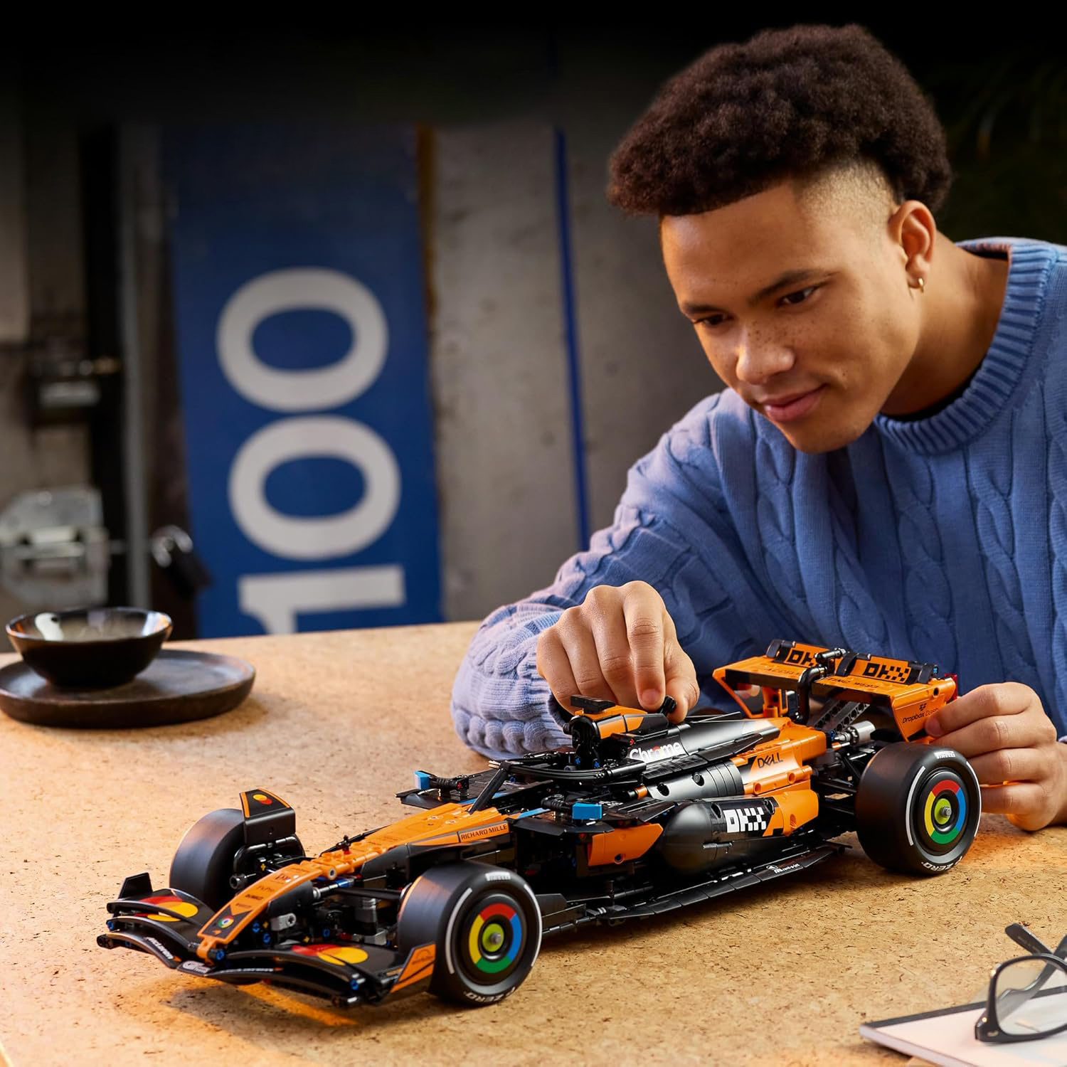 Конструктор LEGO Technic McLaren MCL39 F1 1675 дет. - фото 6