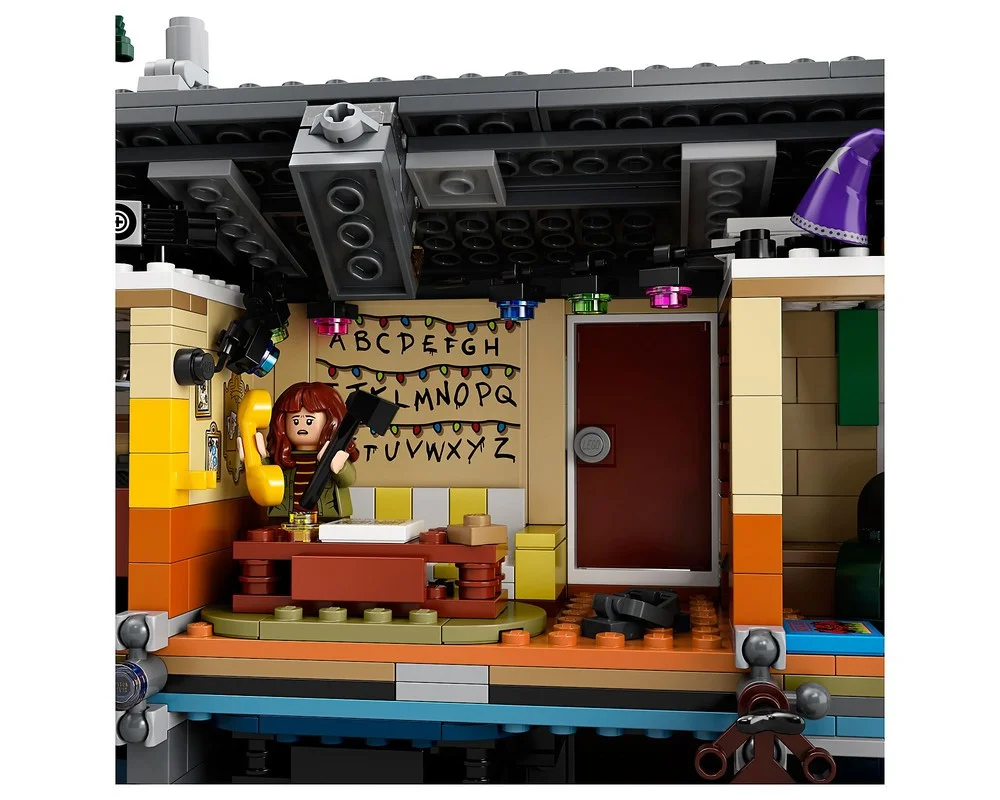 Конструктор LEGO Creator Expert 75810 2254 дет. - фото 9