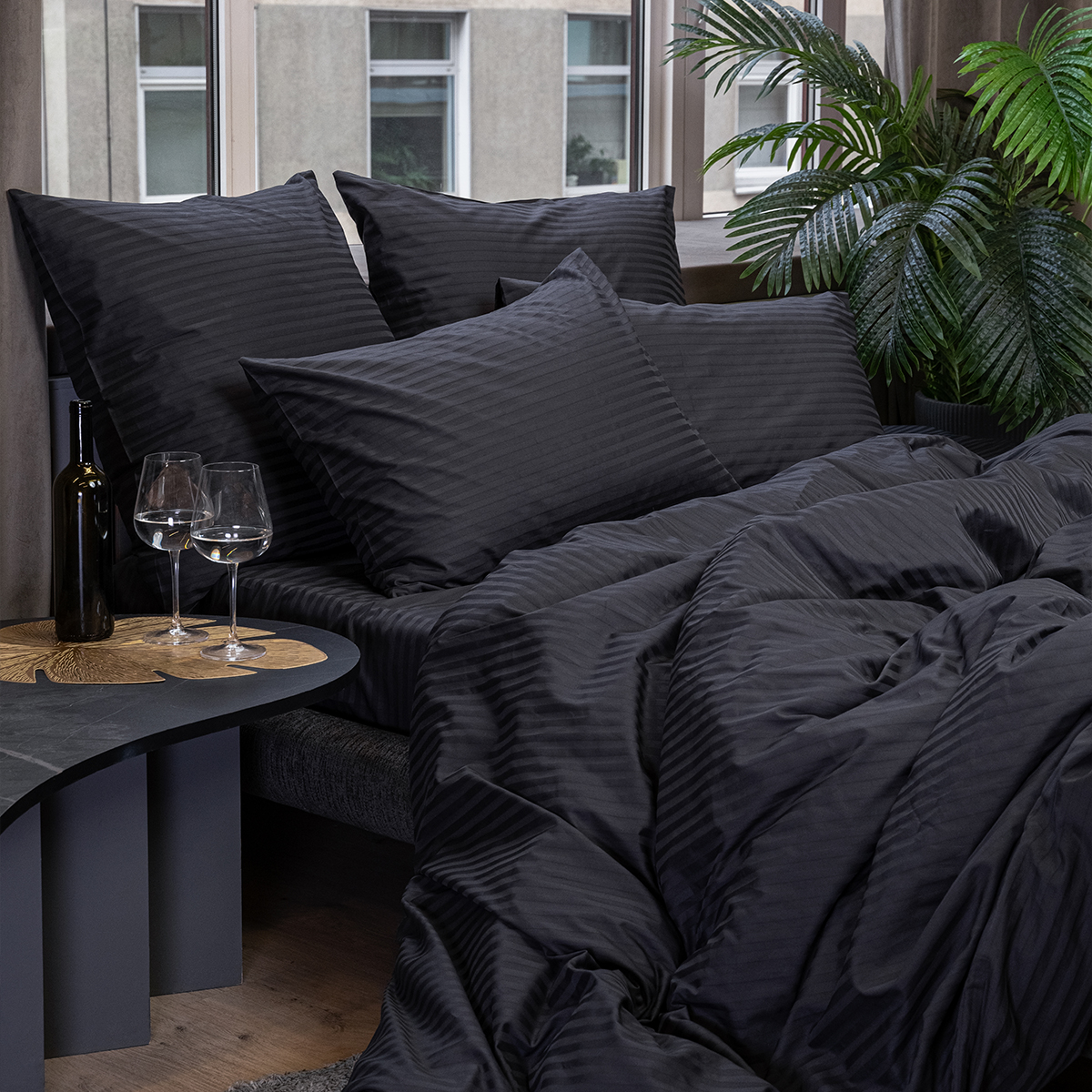 Комплект постельного белья Monocolor сатин графит семейный 6 предм. - фото 1