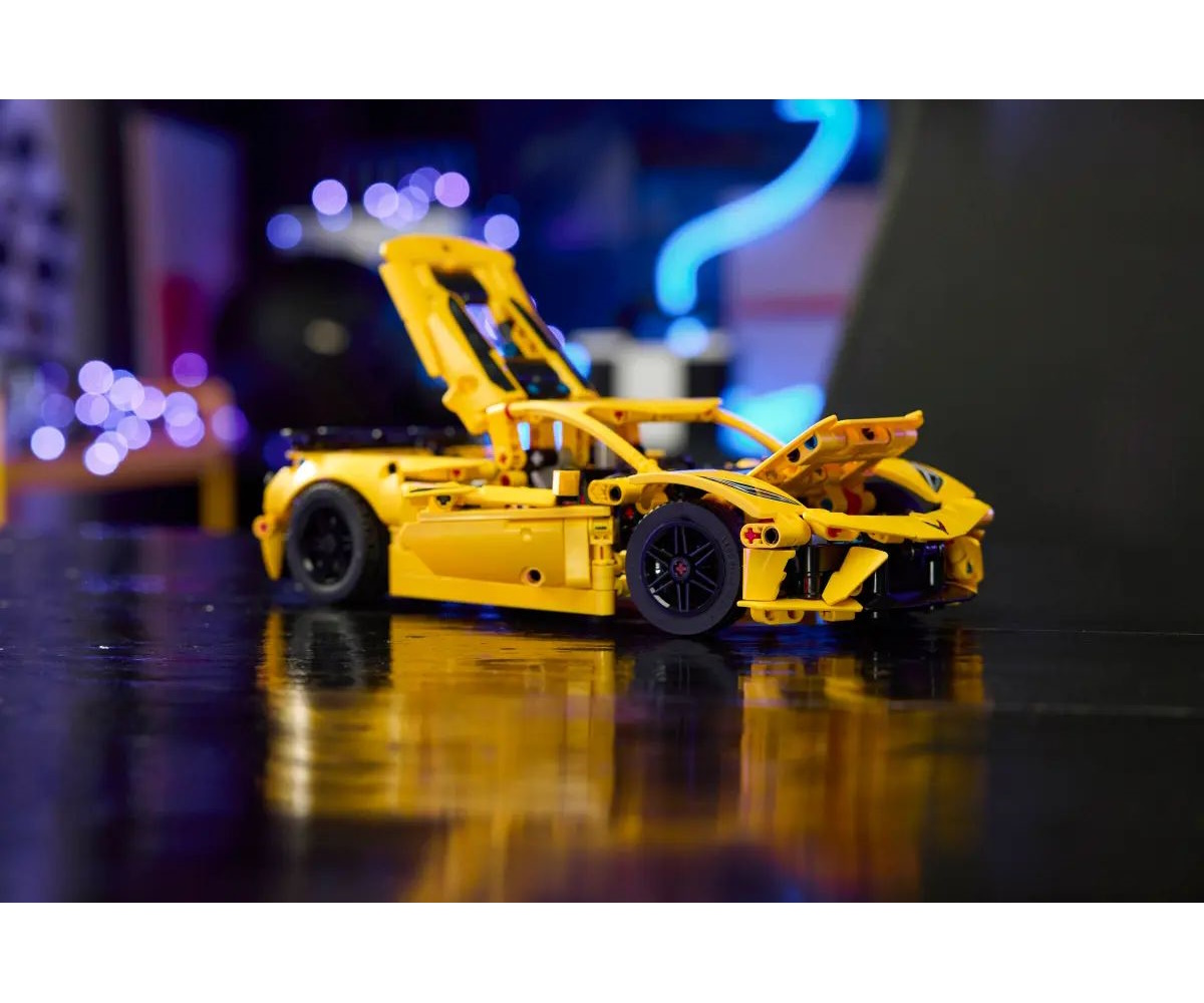 Конструктор LEGO Technic Chevrolet Corvette Stingray блочный - фото 8