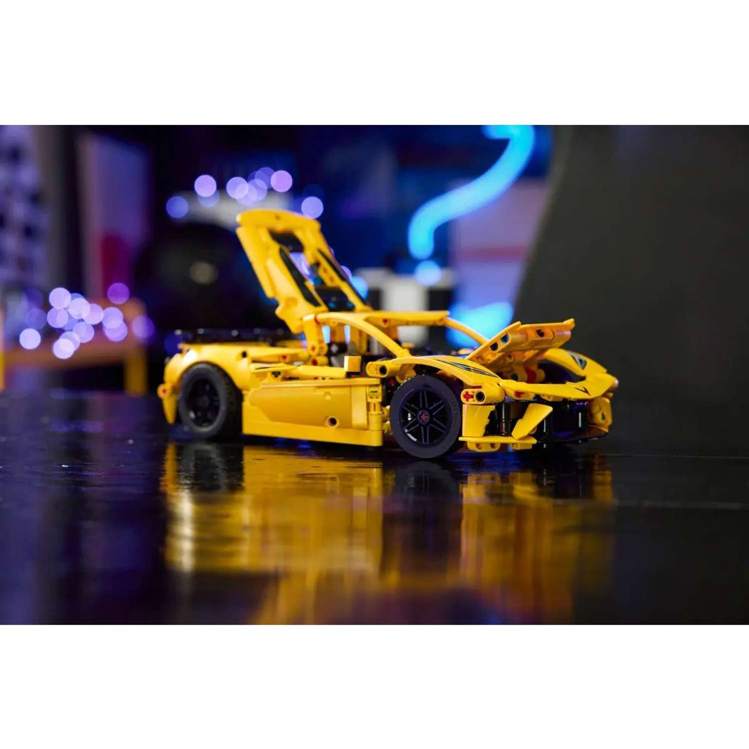 Конструктор LEGO Technic Chevrolet Corvette Stingray блочный - фото 8