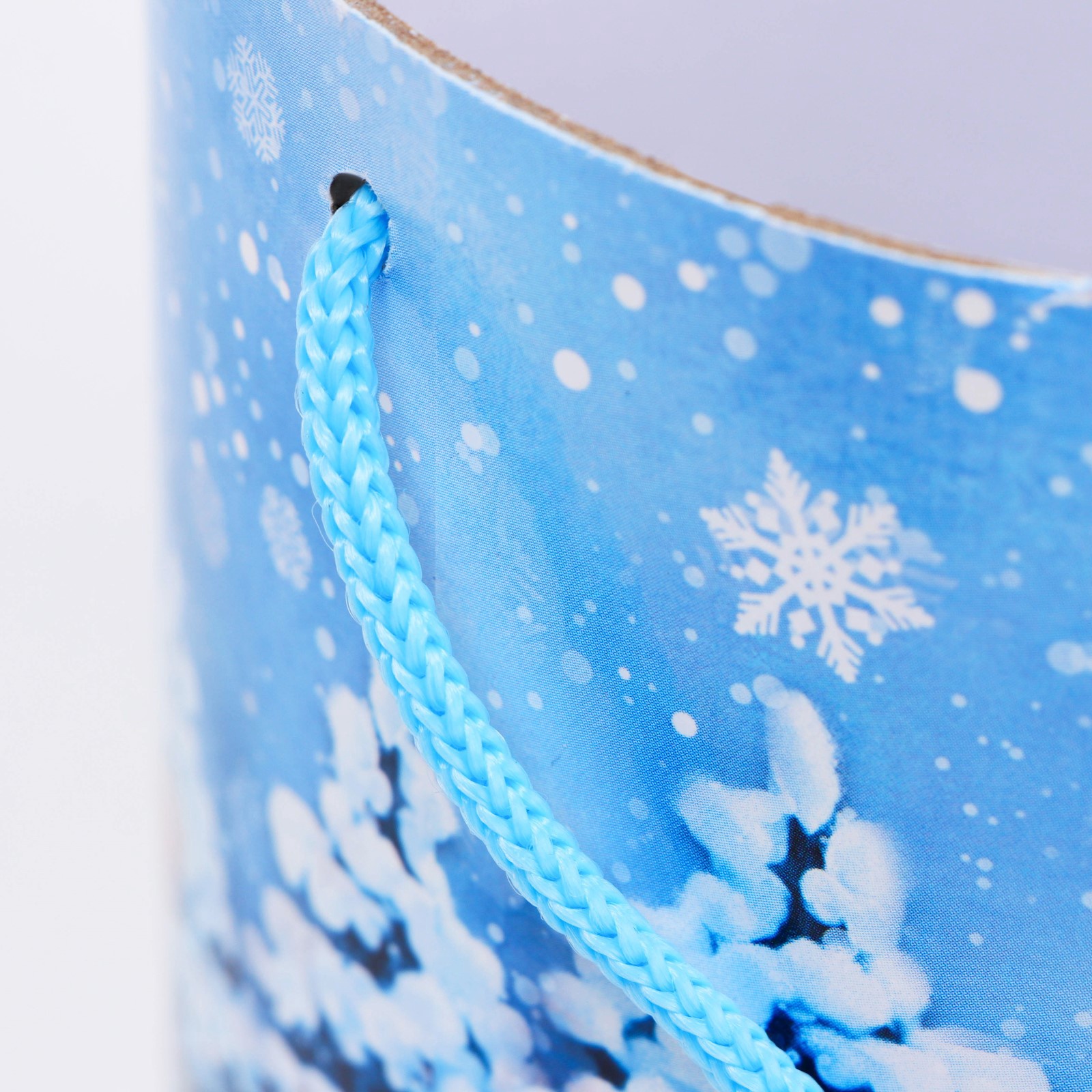 Подарочная коробка Sima-Land тубус «Игра в снежки», 120 х 120 мм - фото 7