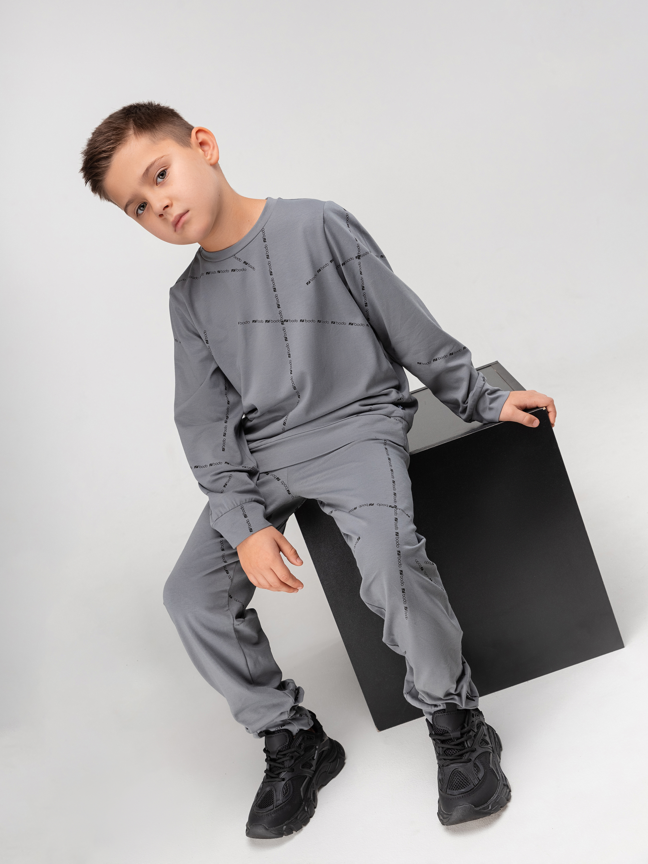 Костюм Bodo 11-263МU_серый (черный) - фото 2