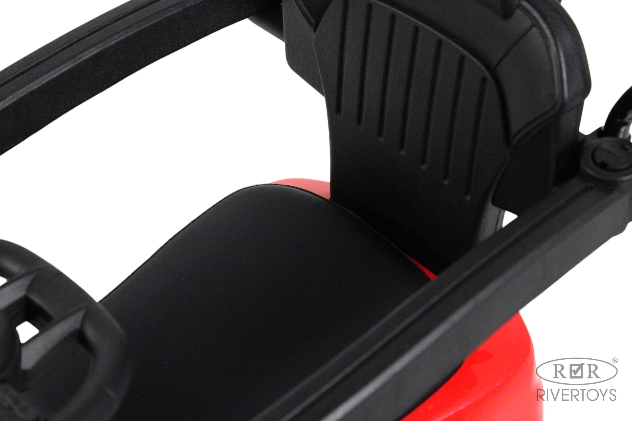 Каталка RIVERTOYS Z005ZZ-MP-RED красный - фото 8