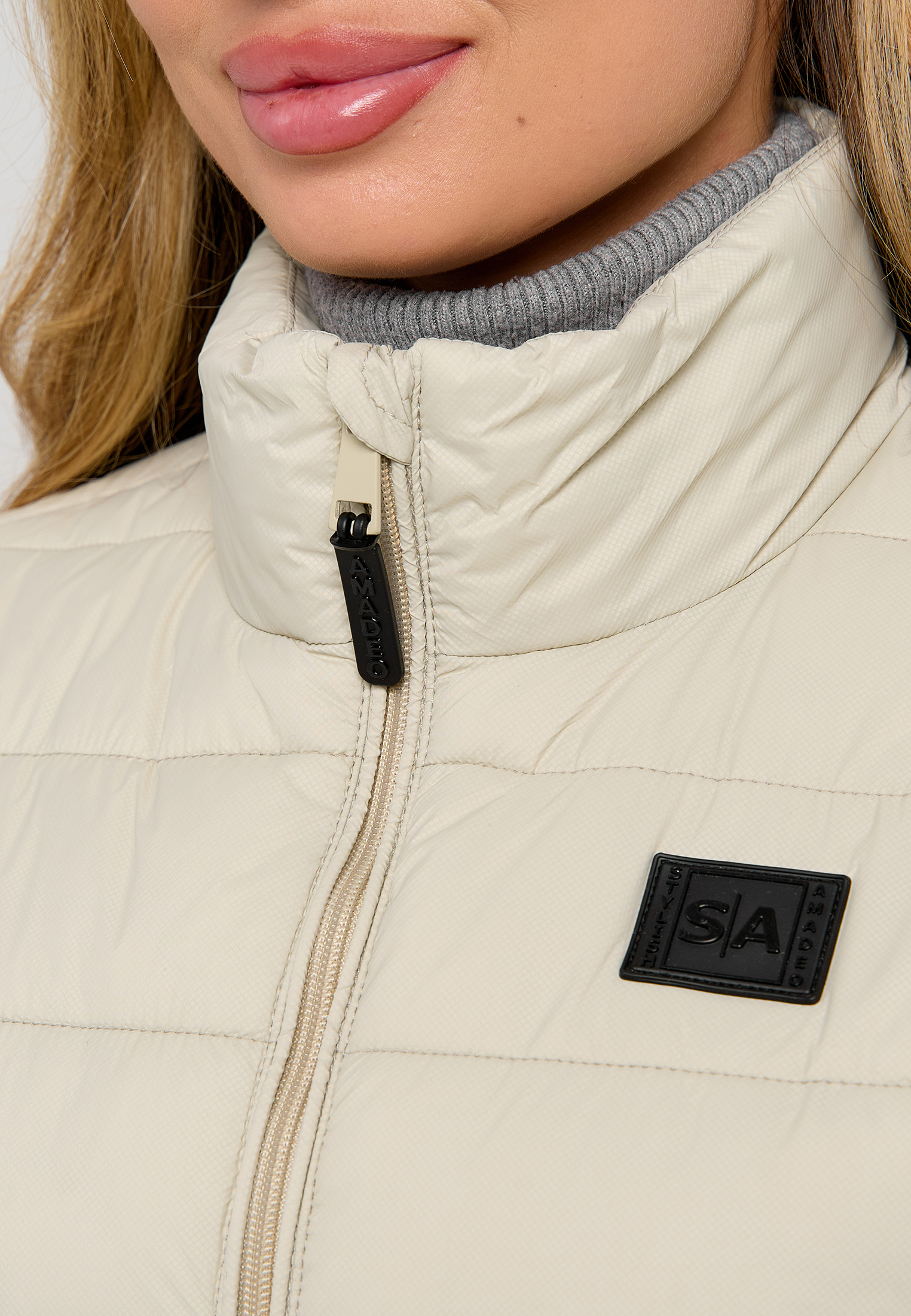 Жилет Stylish AMADEO AV-8508-бежевый - фото 9
