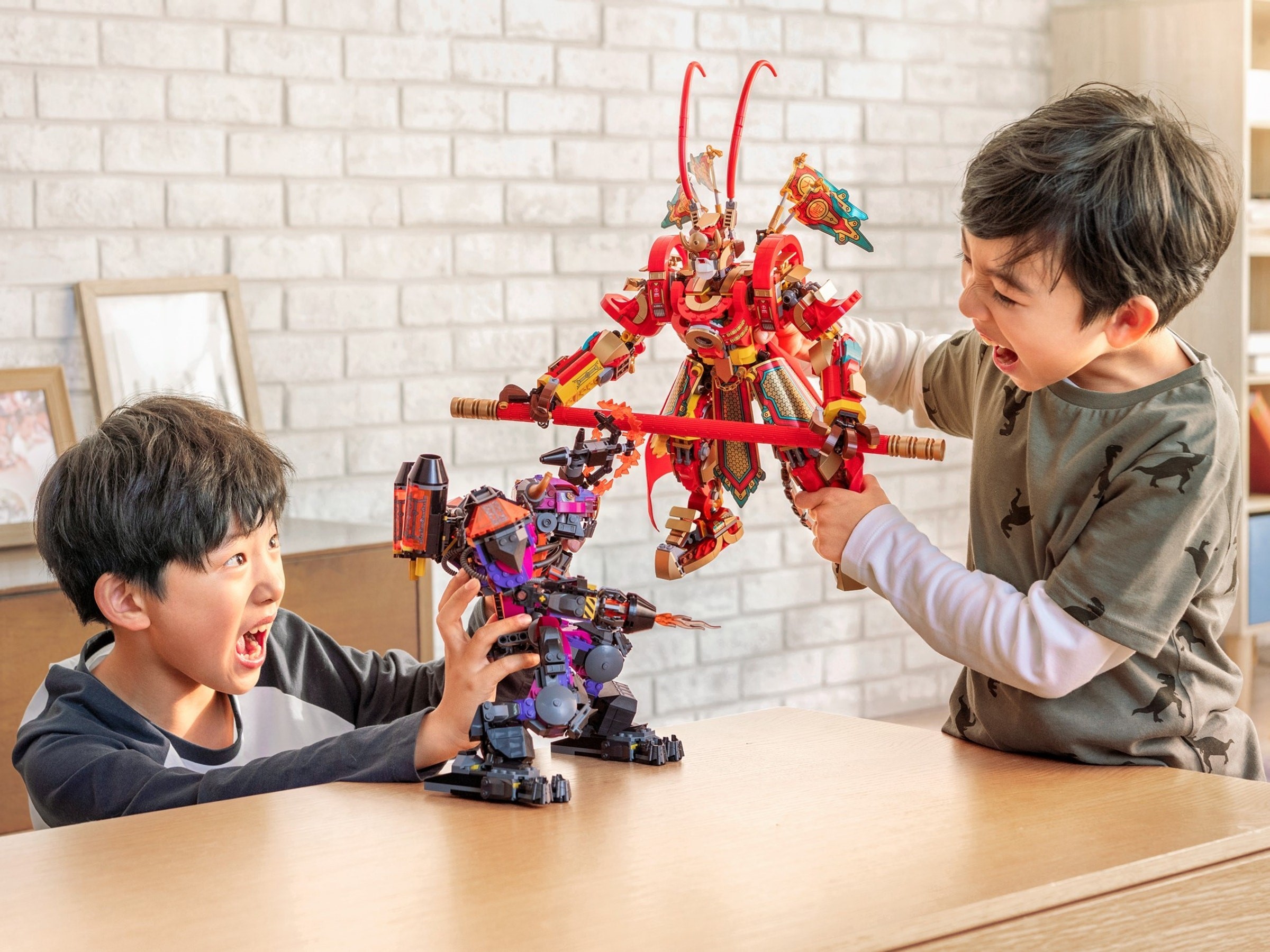 Конструктор LEGO Monkie kid 80012 1629 дет. - фото 9