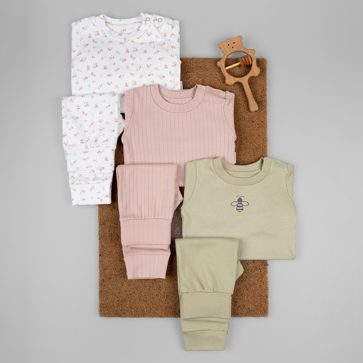 Боди 3 шт LEO 1001А-20_миндальный/оливковый - фото 4