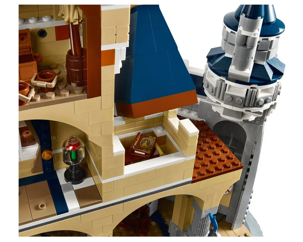 Конструктор LEGO Disney 71040 4043 дет. - фото 8