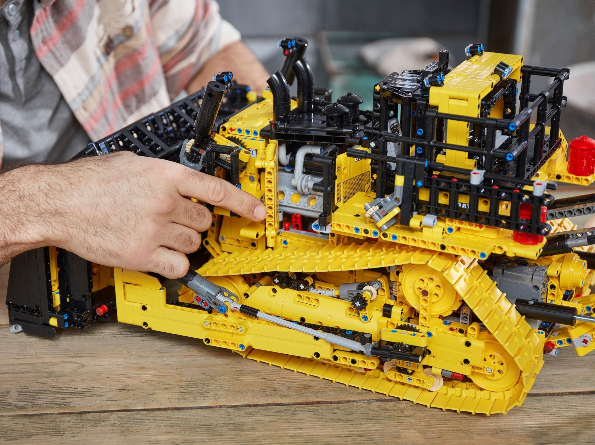 Конструктор LEGO Technic 42131 3854 дет. - фото 3
