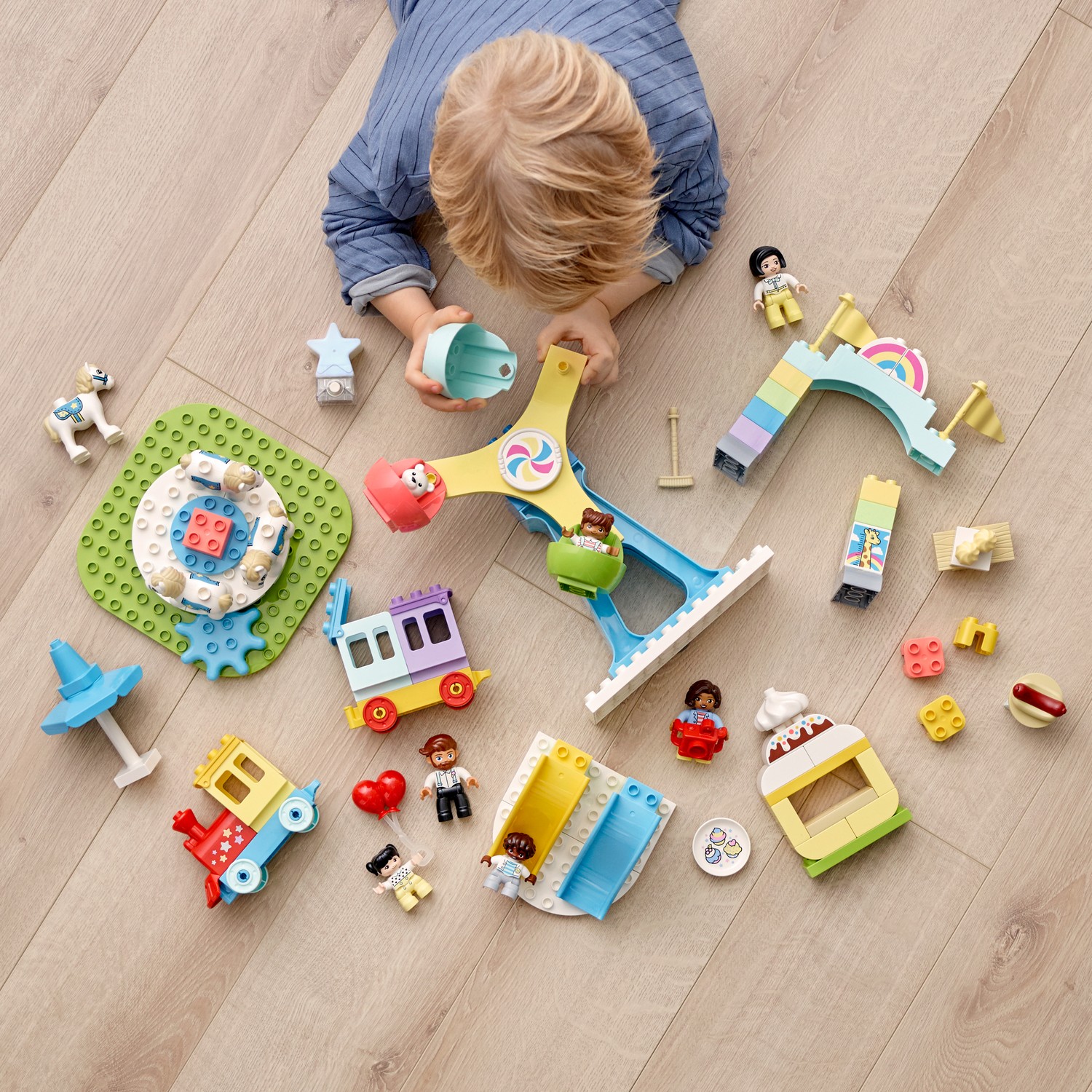 Конструктор LEGO DUPLO Town Парк развлечений блочный - фото 14