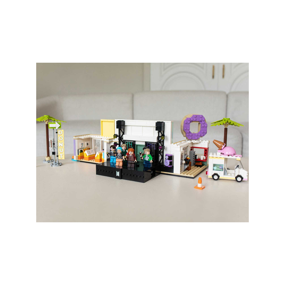 Конструктор LEGO Ideas 1040 дет. - фото 6