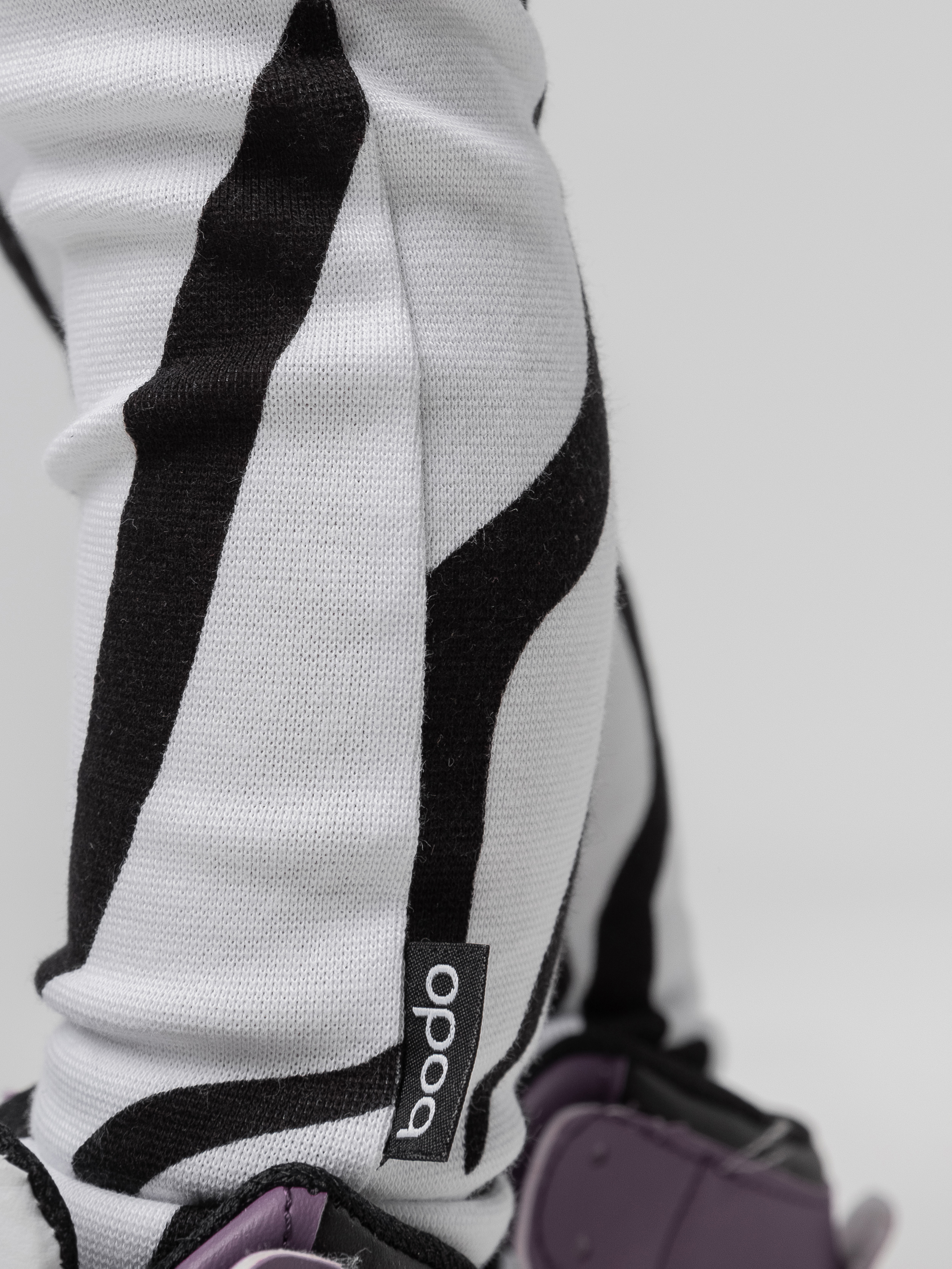 Легинсы Bodo 15-137U_белый (черный) - фото 4