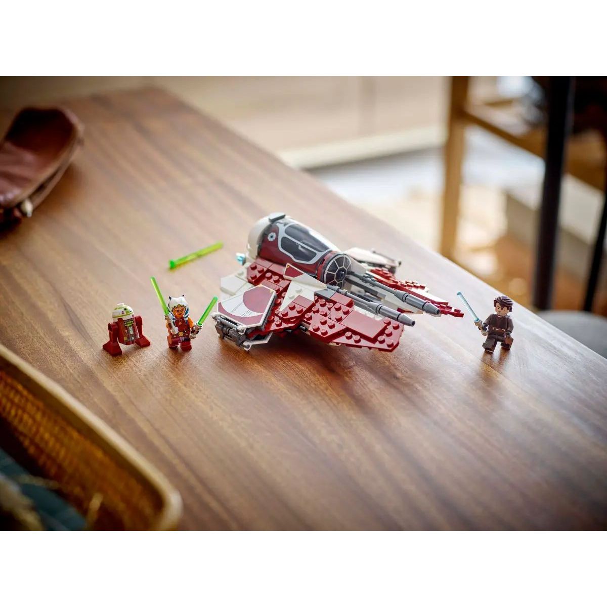 Конструктор LEGO Star Wars Джедайский перехватчик Асоки - фото 10