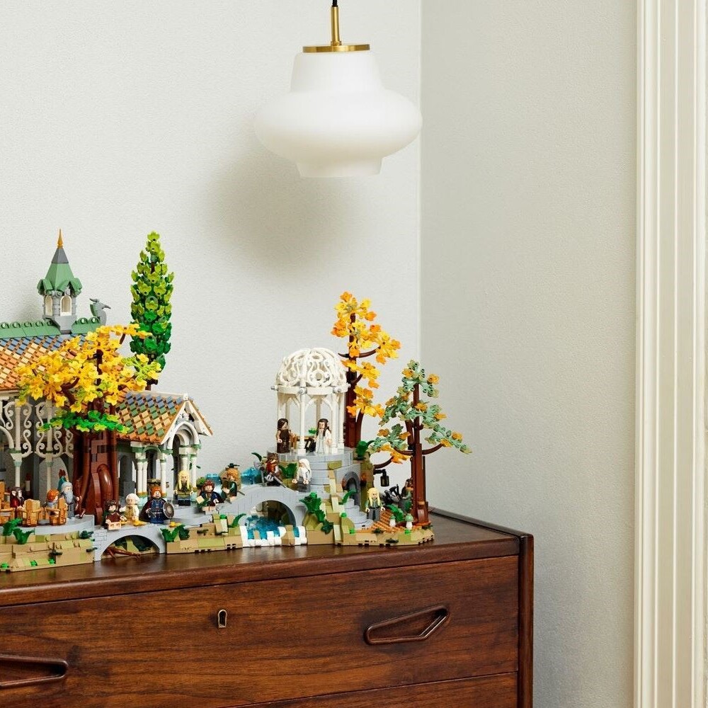 Конструктор LEGO Icons 4014 дет. - фото 7