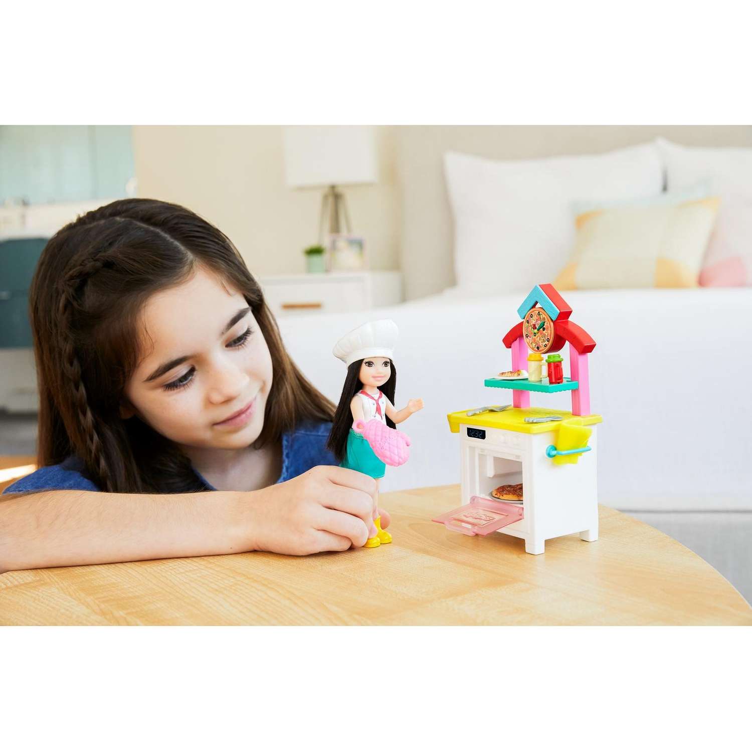 Кукла модельная Barbie GTN63 - фото 11