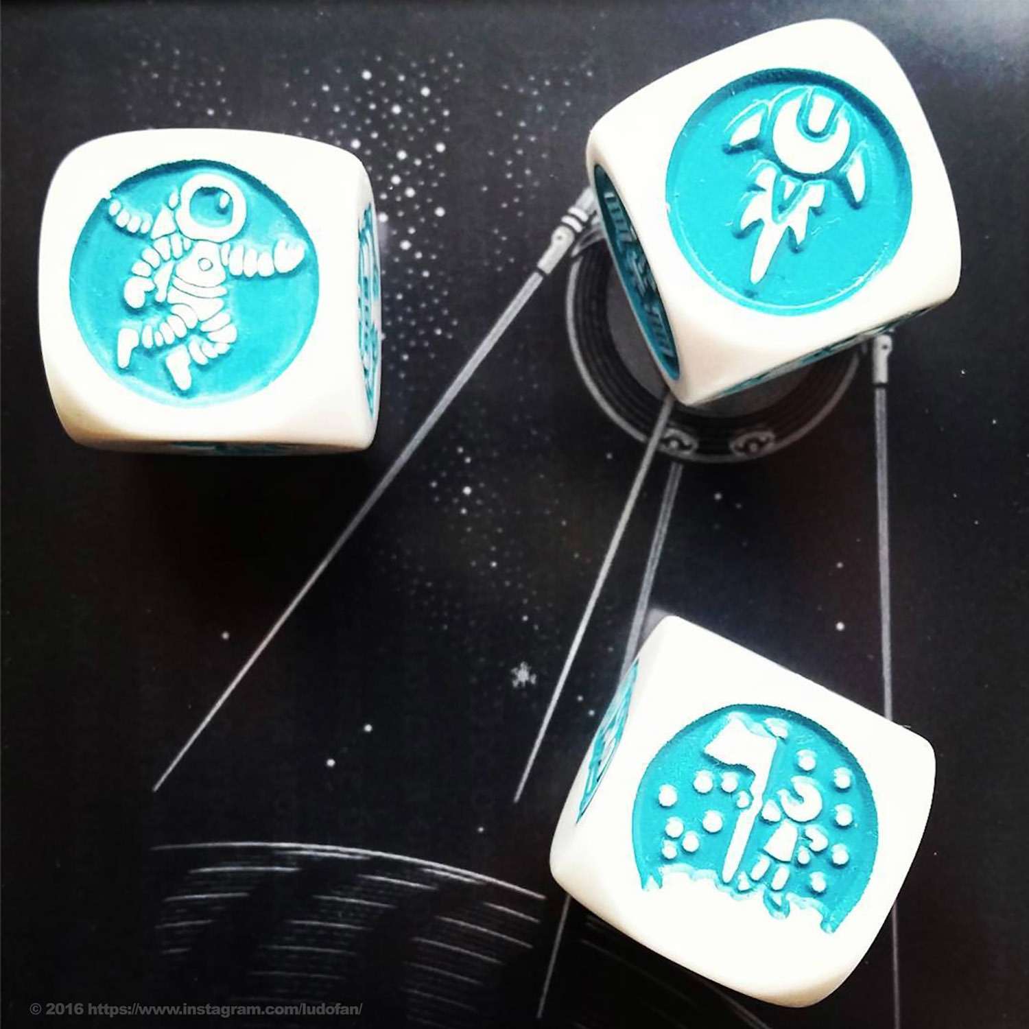 Настольная игра Rory`s Story Cubes Кубики - фото 4