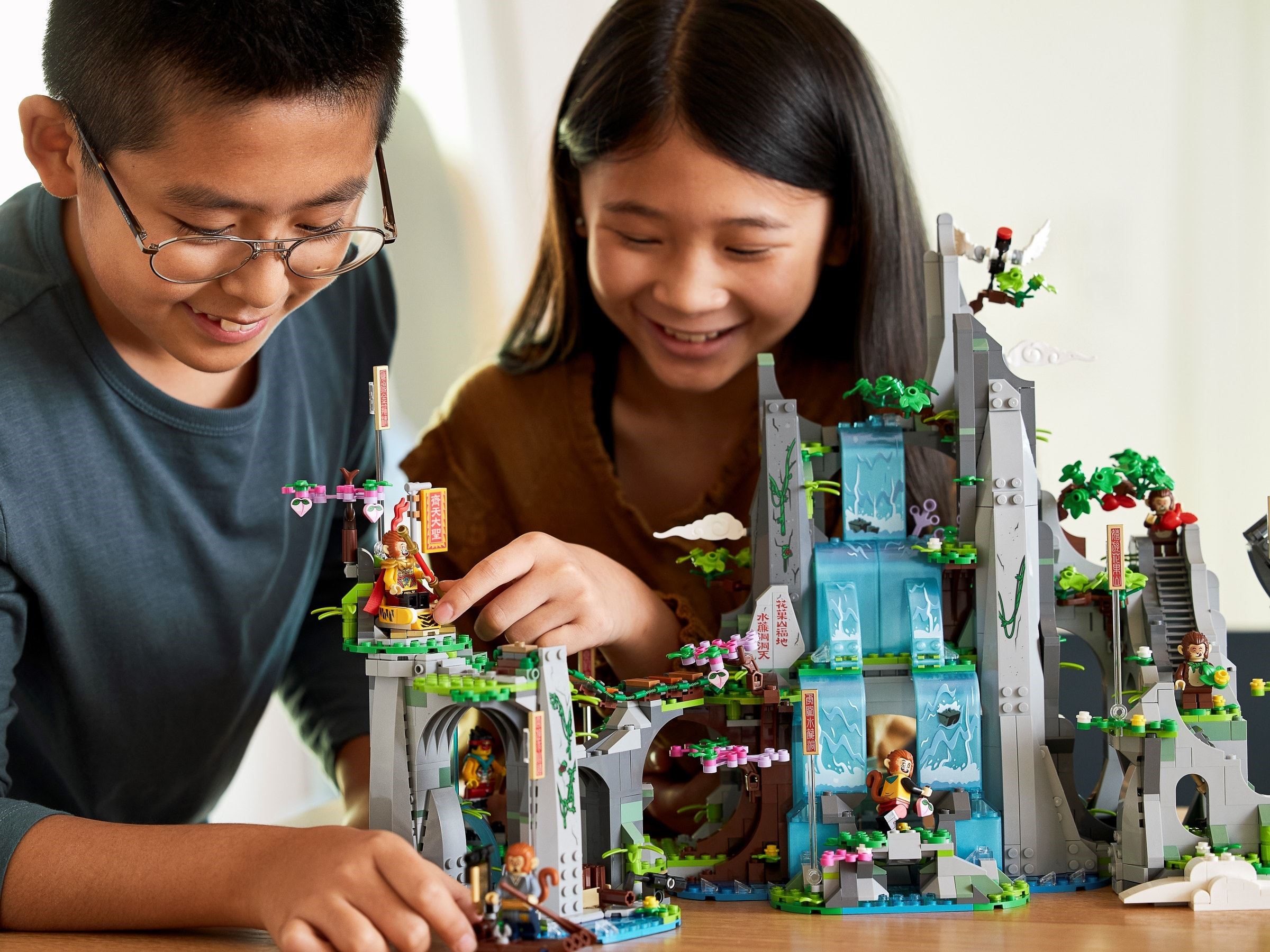 Конструктор LEGO Monkie kid 80024 1949 дет. - фото 8