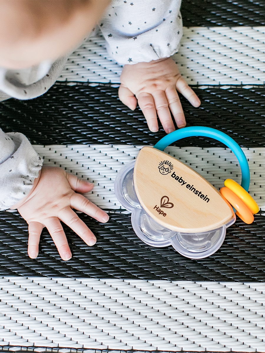 Игрушка музыкальная Hape бубен - фото 2