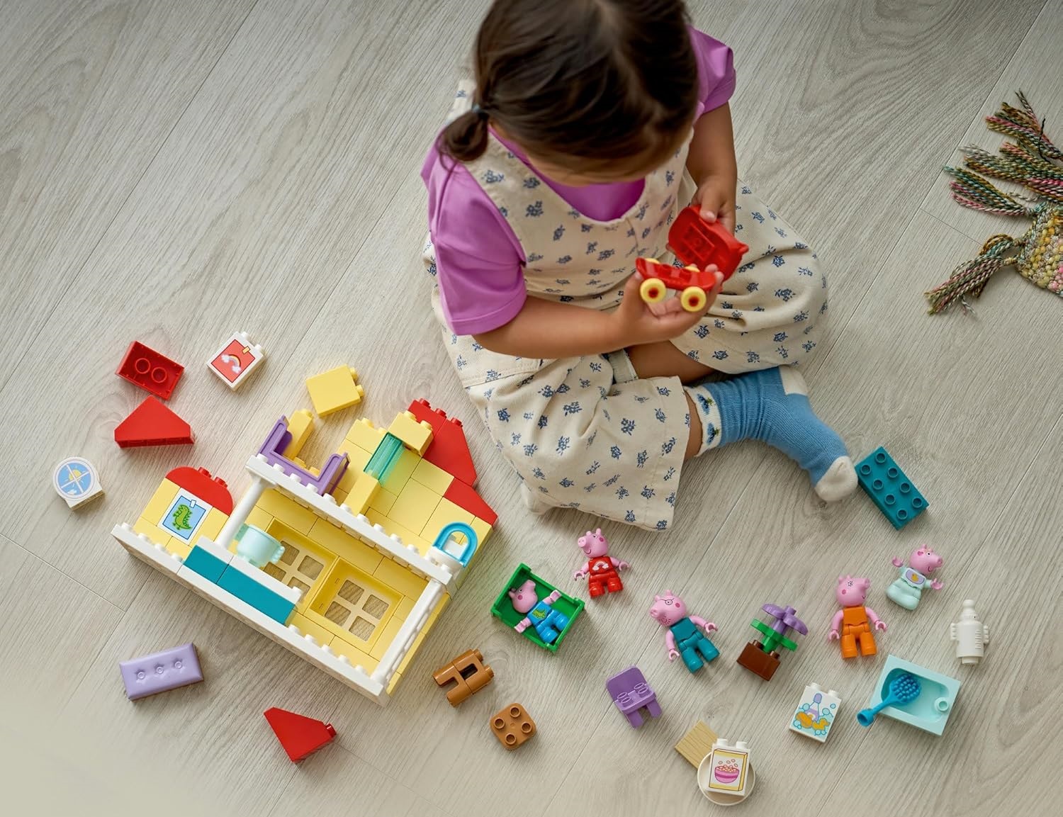 Конструктор LEGO DUPLO Семейный Дом 84 дет. - фото 9